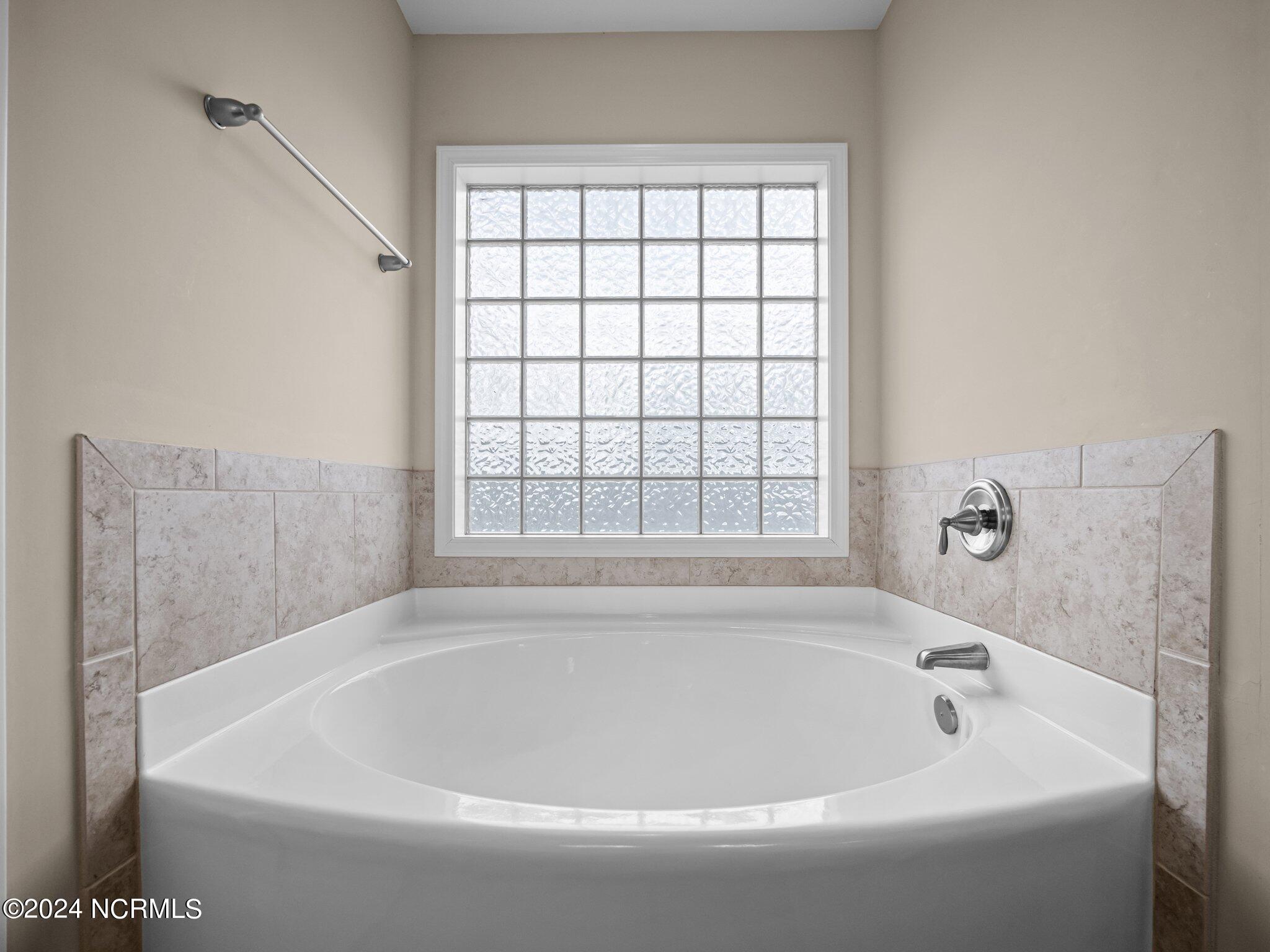 270 Merin Height Road