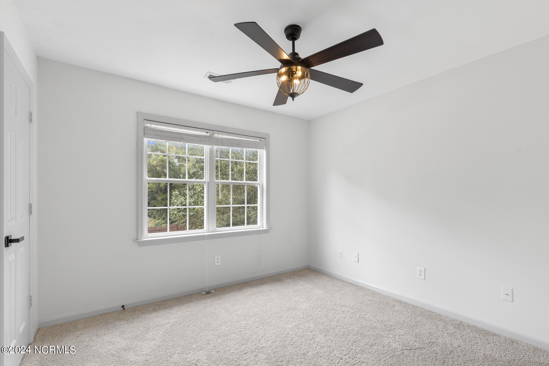 1035 Commons Drive N