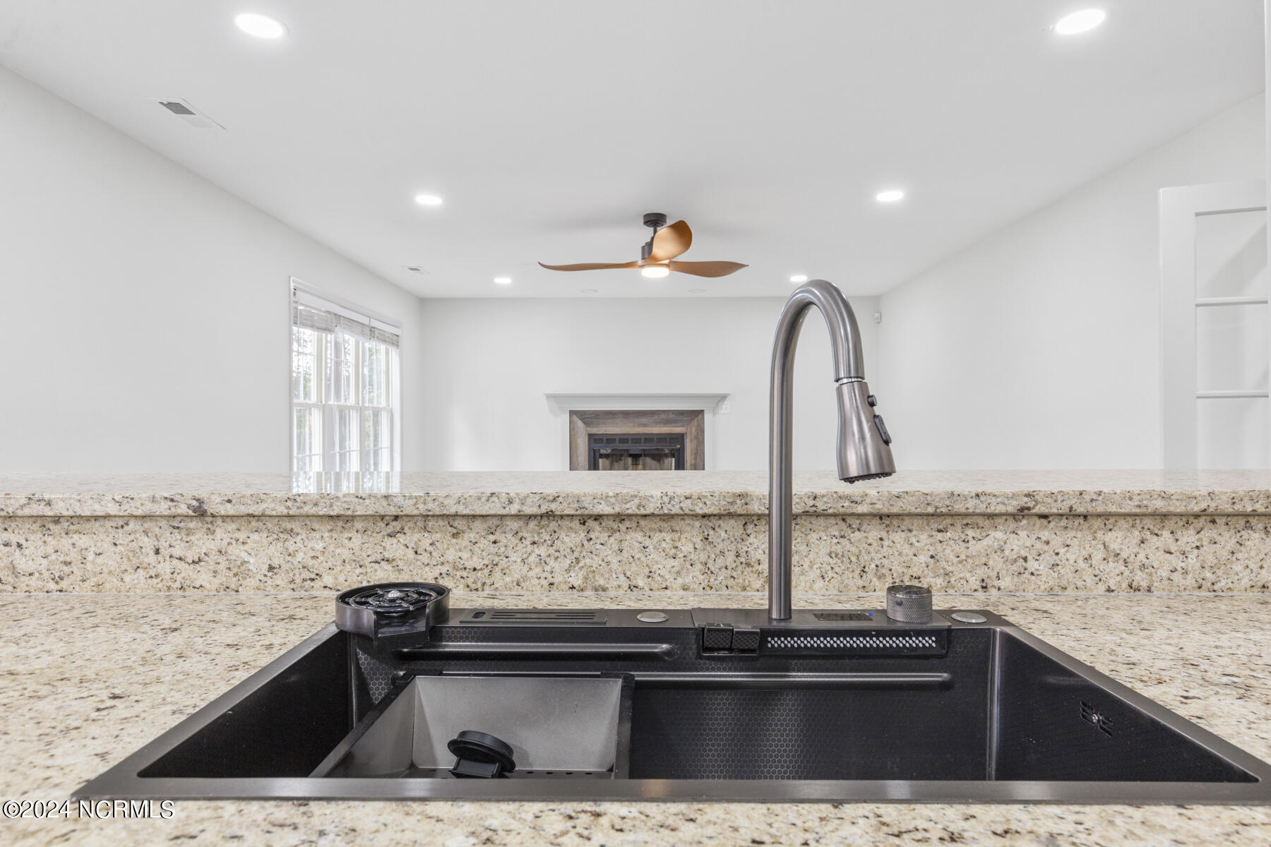 1035 Commons Drive N