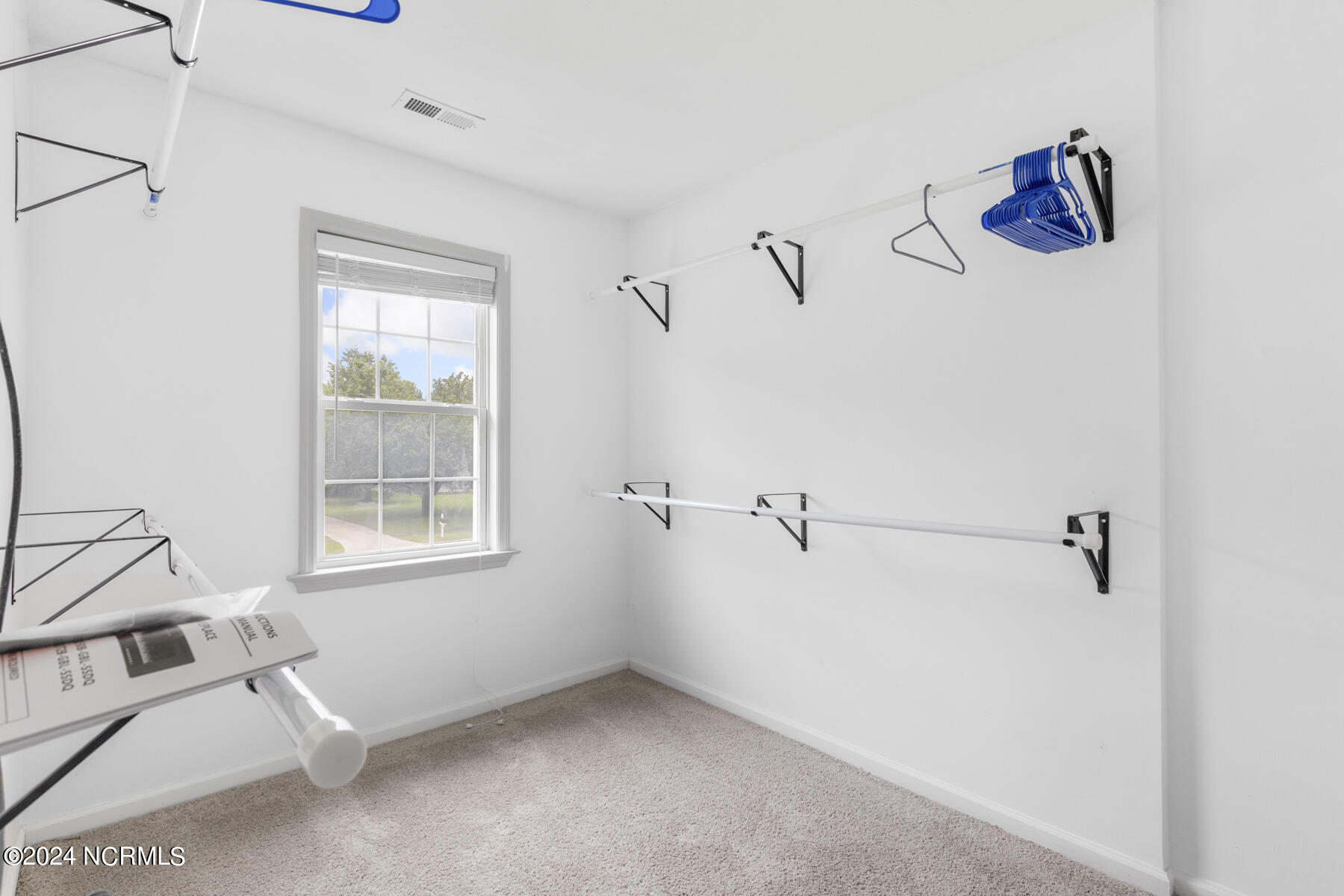 1035 Commons Drive N