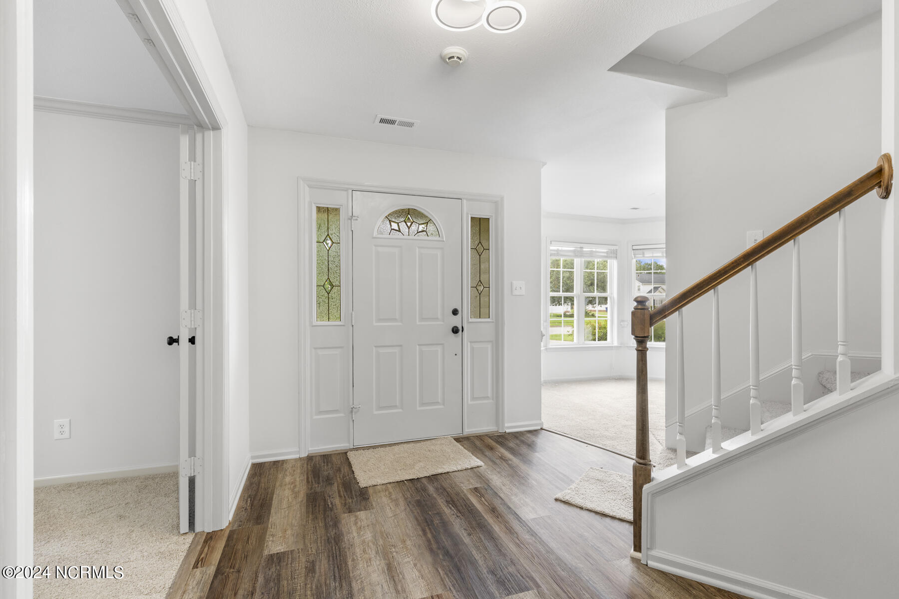 1035 Commons Drive N