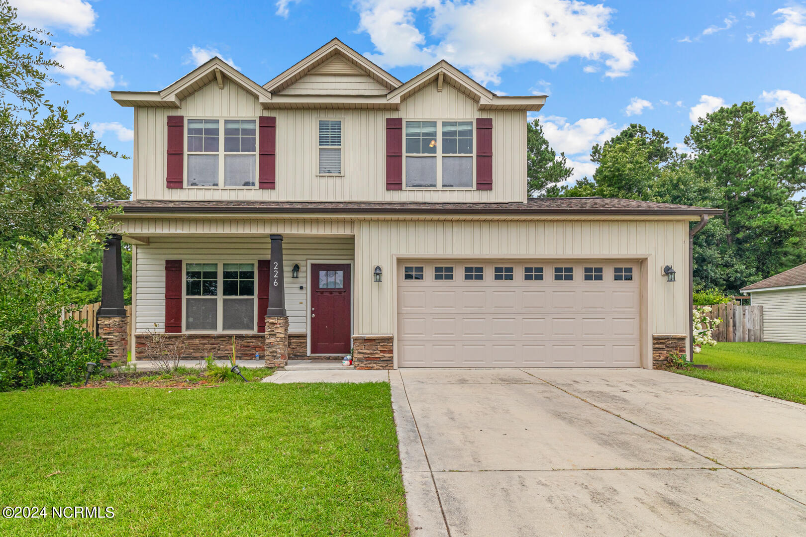 226 Hidden Oaks Drive