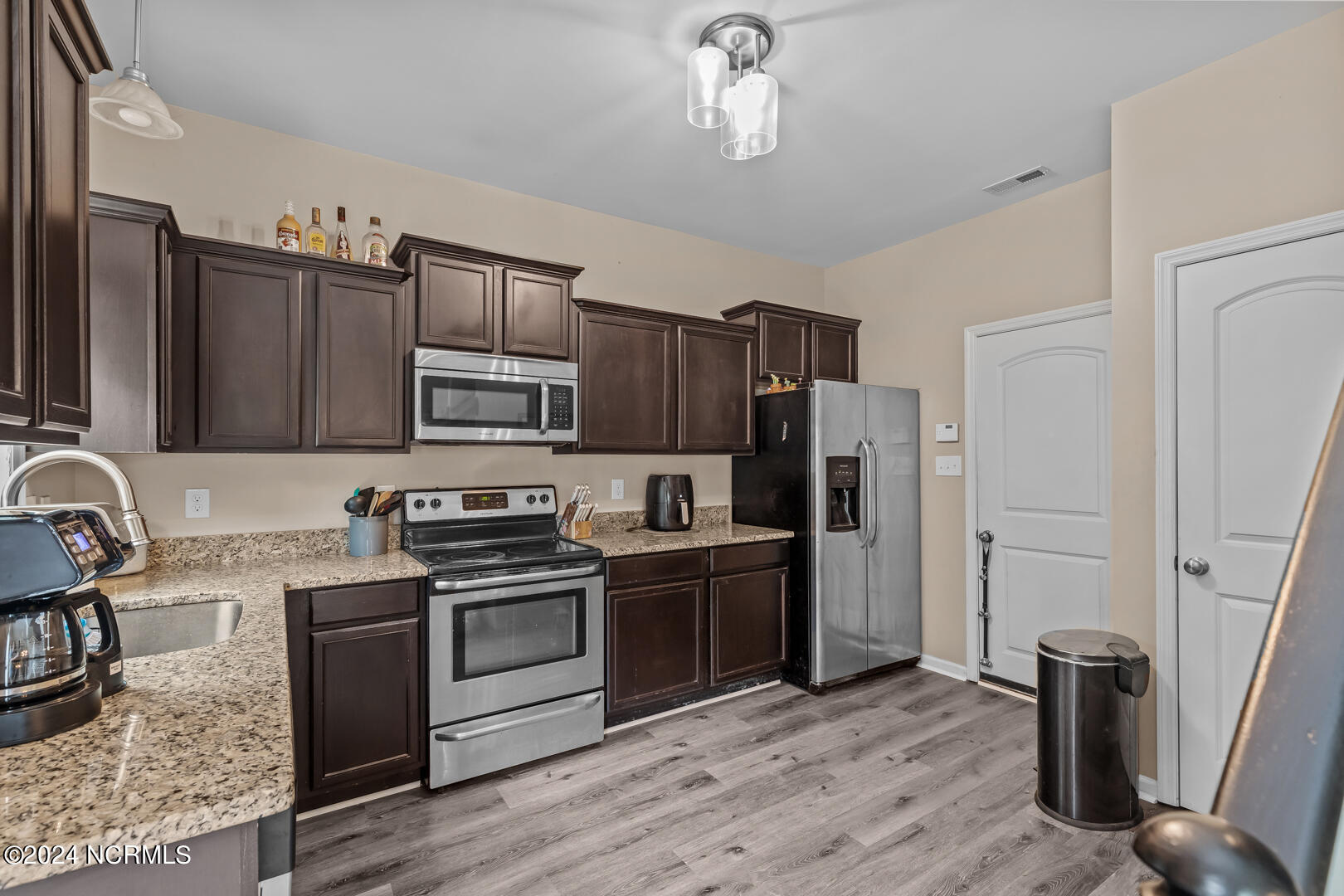 226 Hidden Oaks Drive