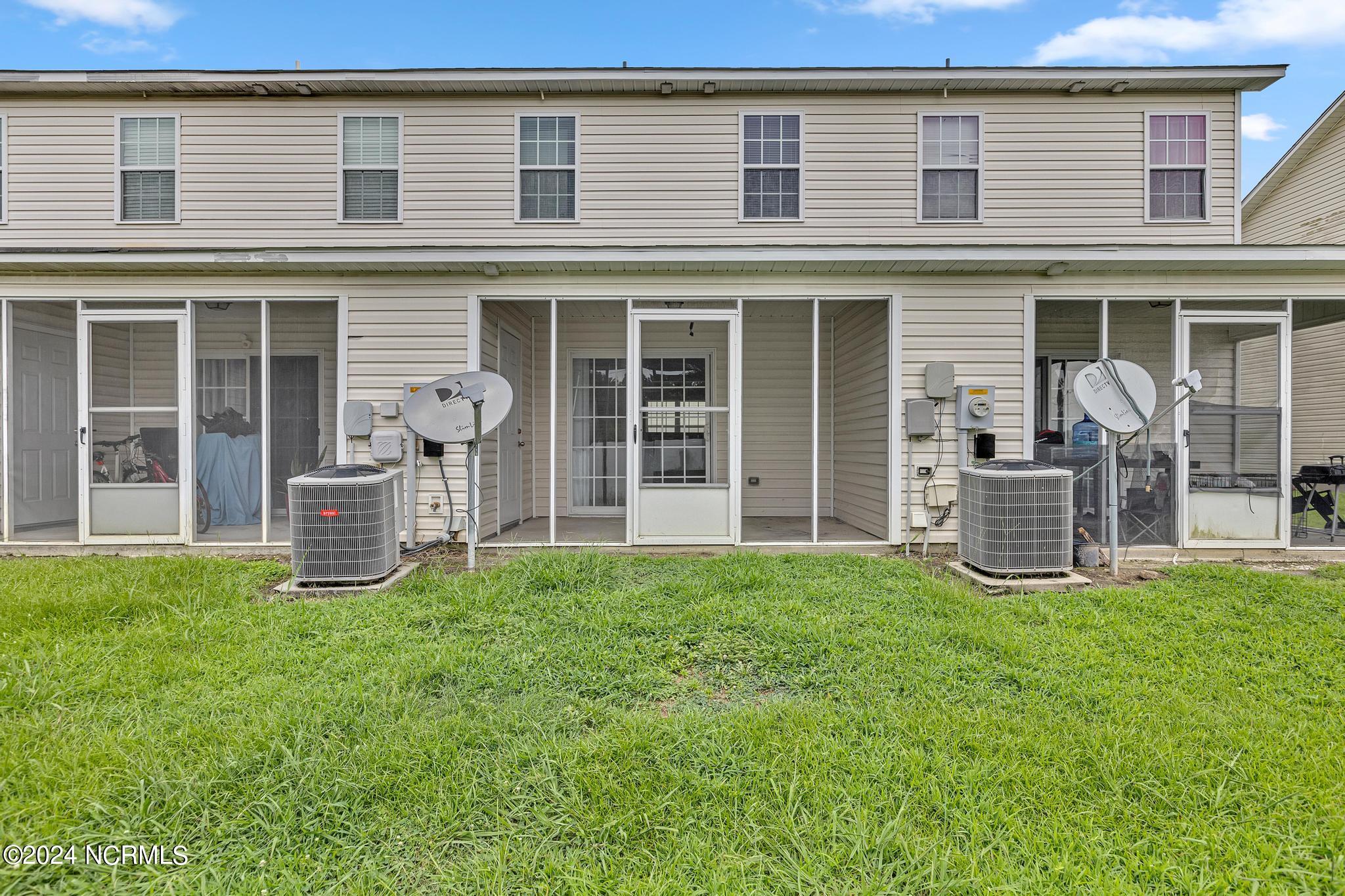 7003 Grandeur Avenue