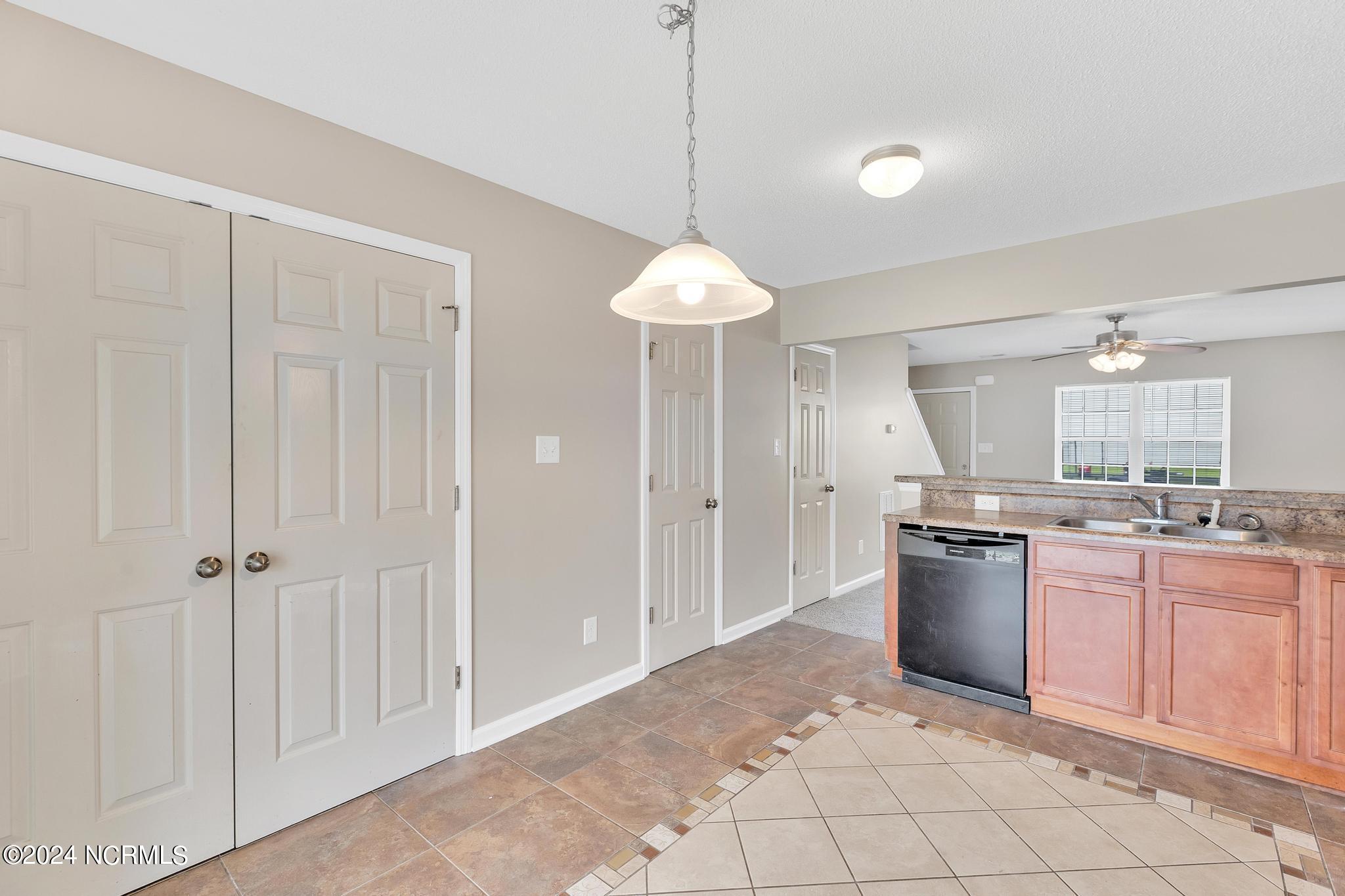 7003 Grandeur Avenue