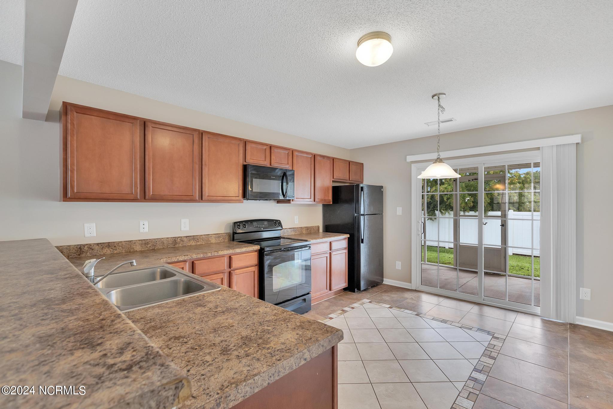 7003 Grandeur Avenue