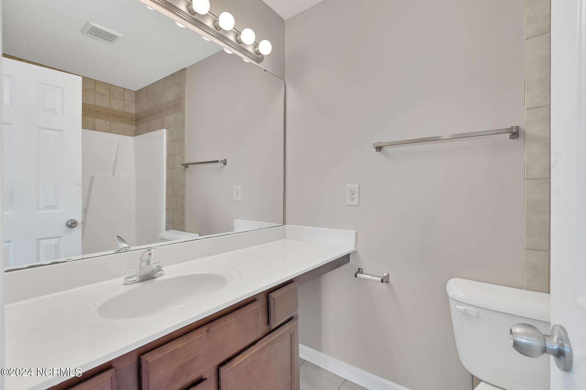 7003 Grandeur Avenue