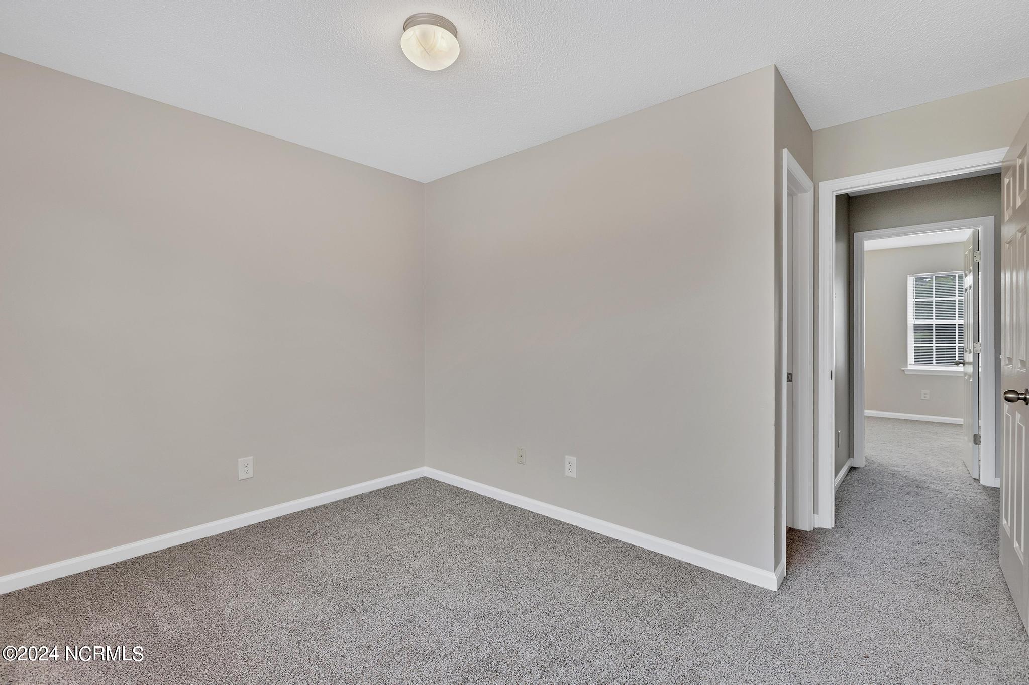 7003 Grandeur Avenue