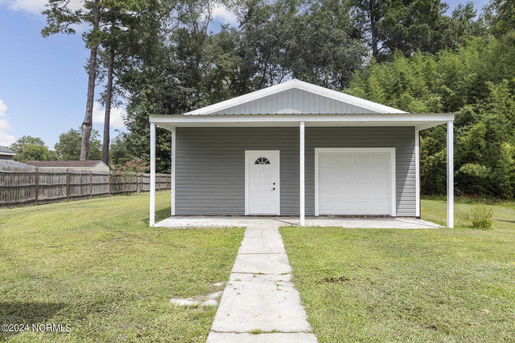 209 S Rockfish Street