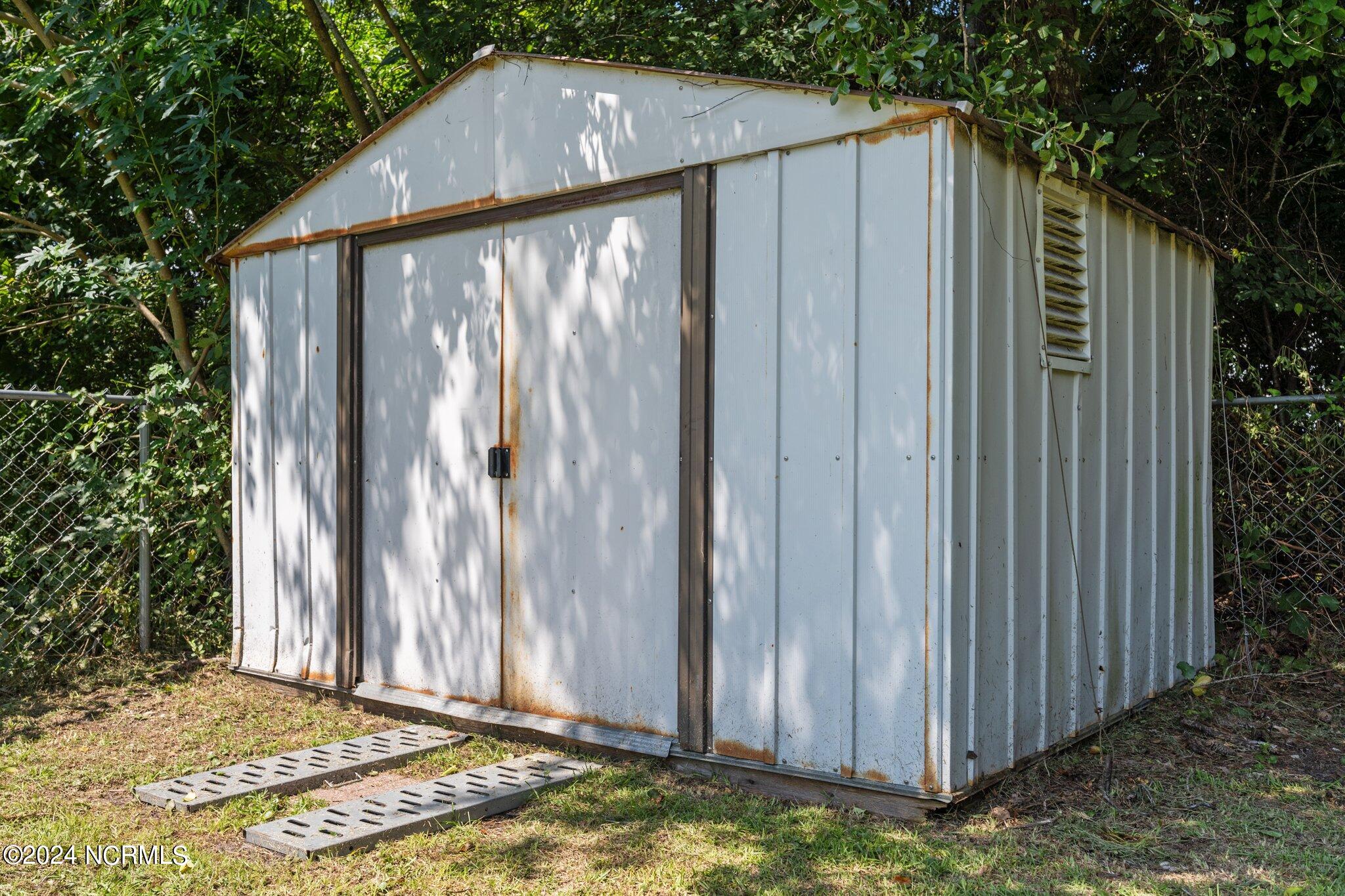 239 & 241 Easy Street