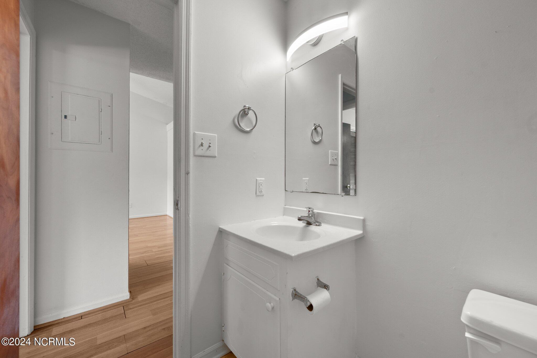 239 & 241 Easy Street