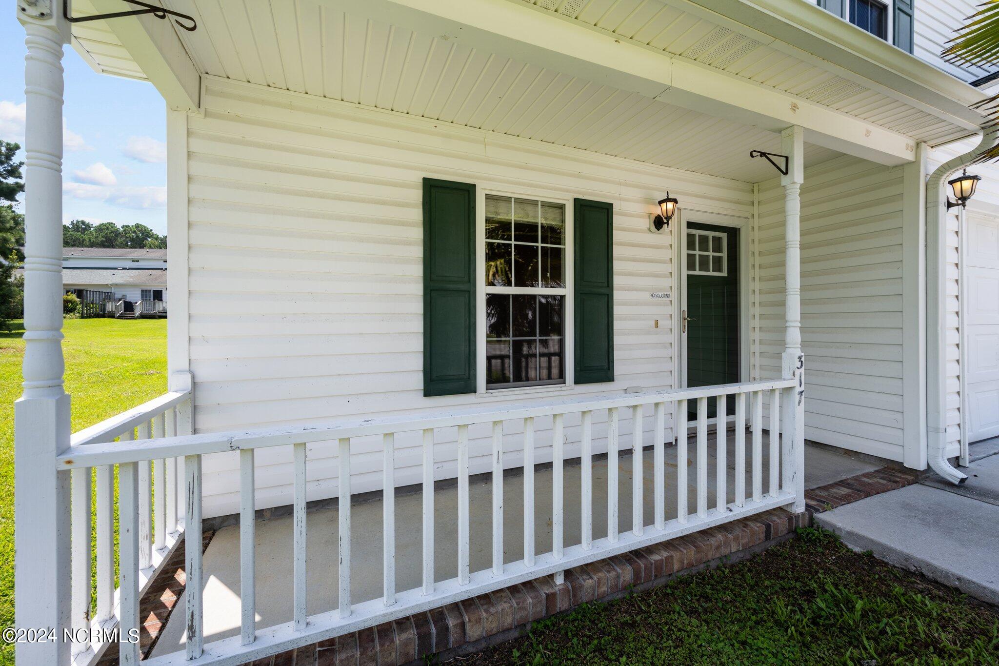 317 Winners Circle S