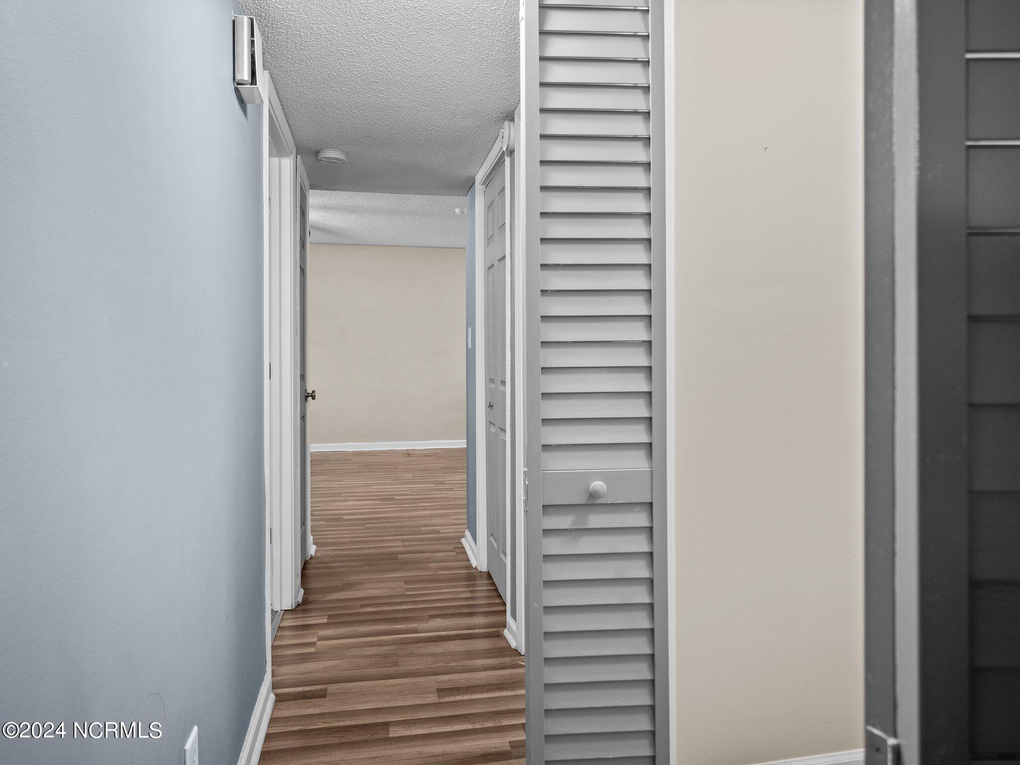 11 Lakewood Court