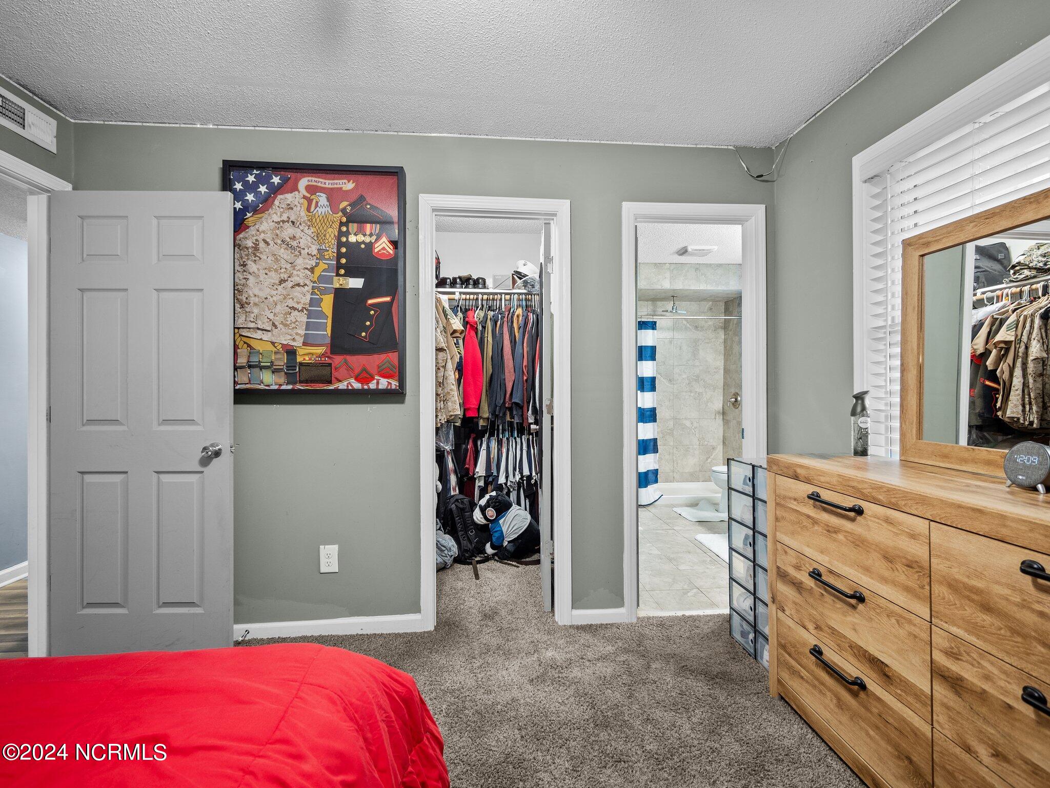 11 Lakewood Court