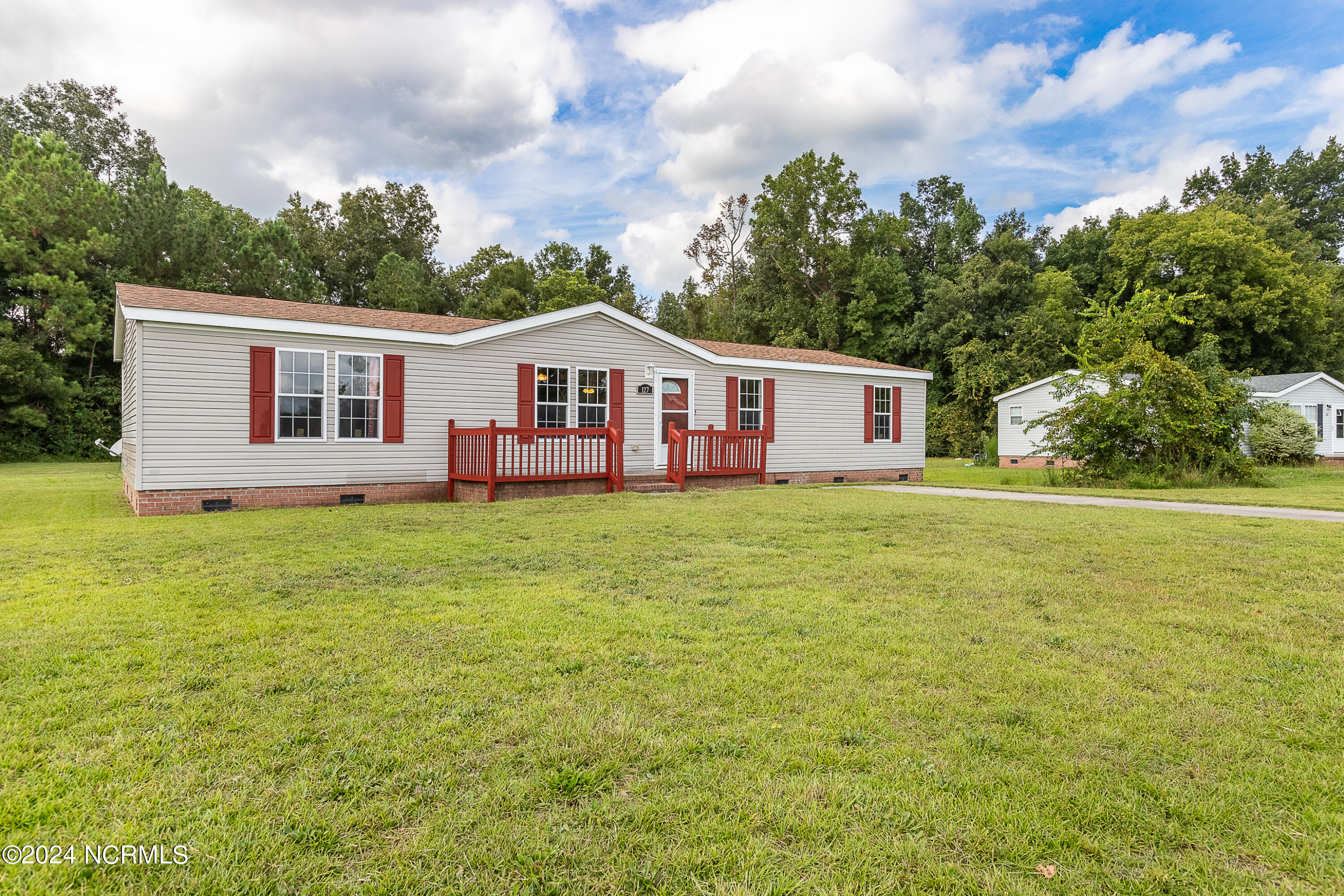 127 Magnolia Gardens Drive