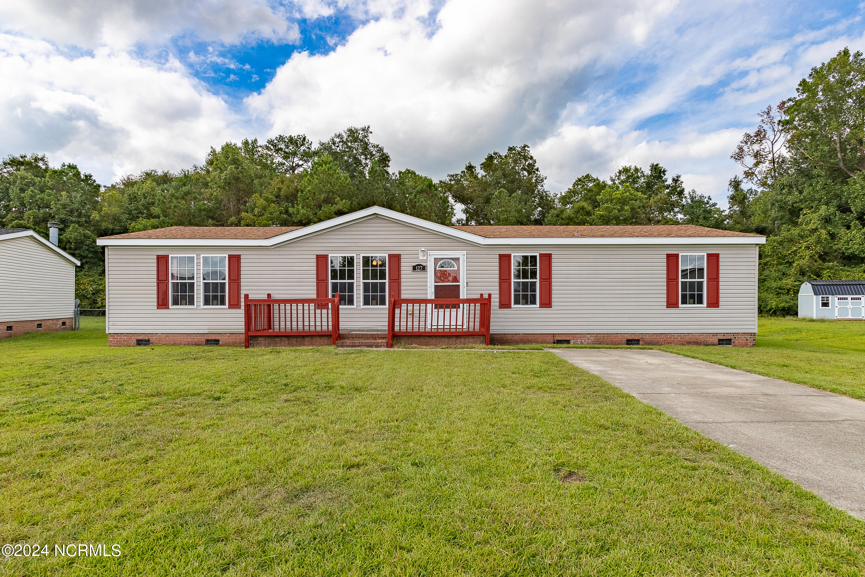 127 Magnolia Gardens Drive