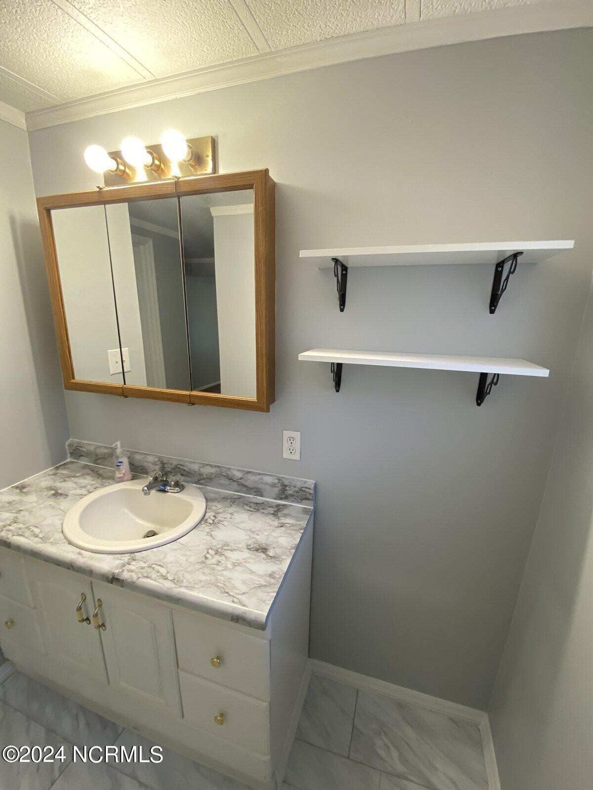 2030 Catherine Lake Road