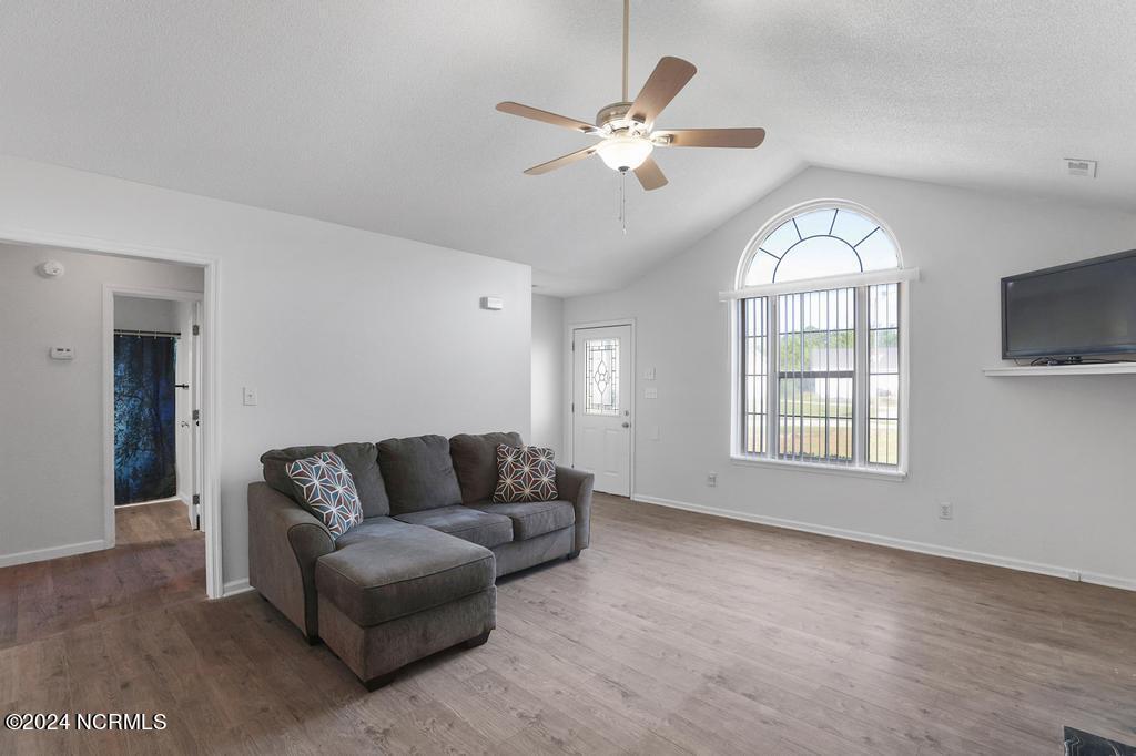 107 Quarterhorse Lane