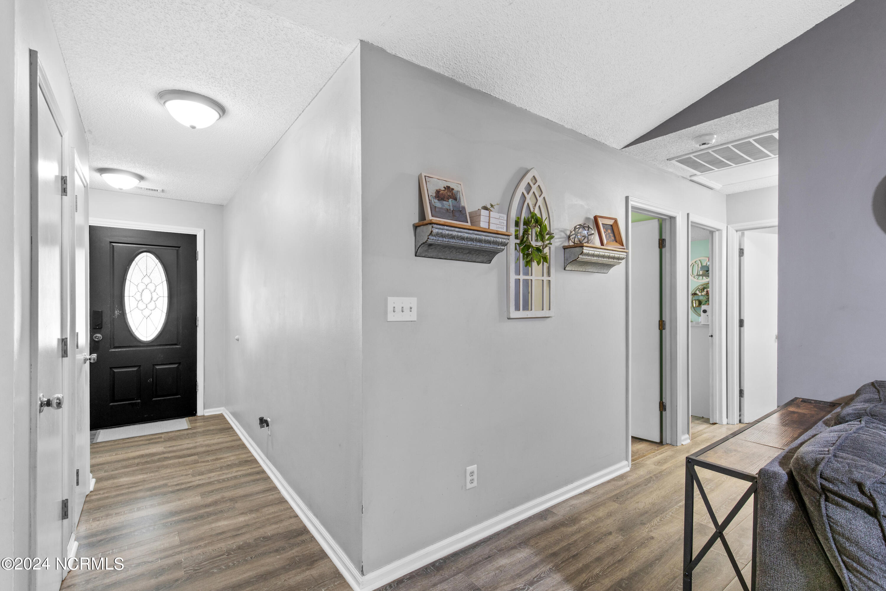 1201 Willow Springs Drive W