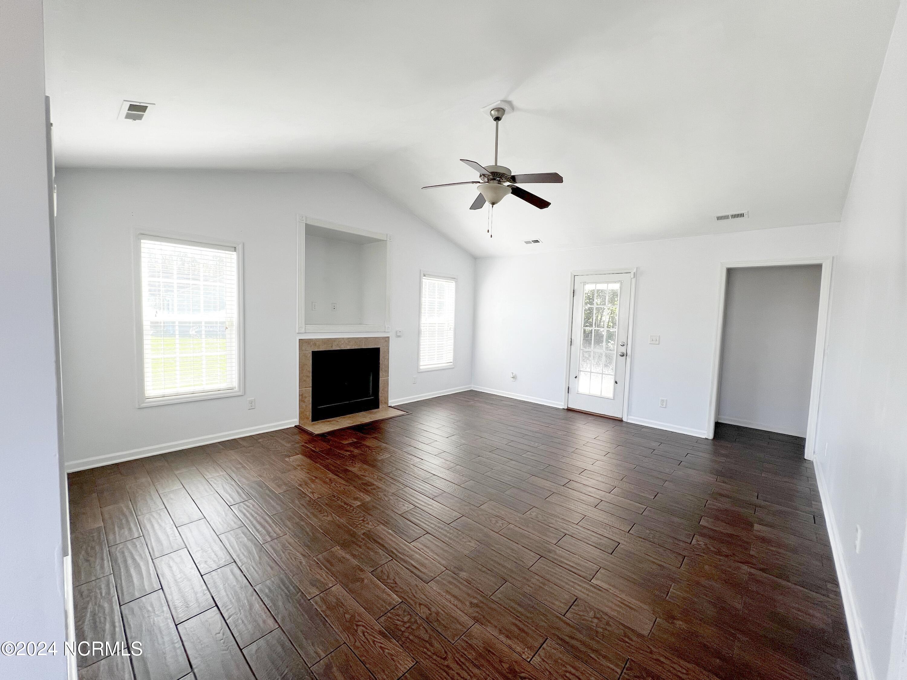 504 Southwest Ridge Drive