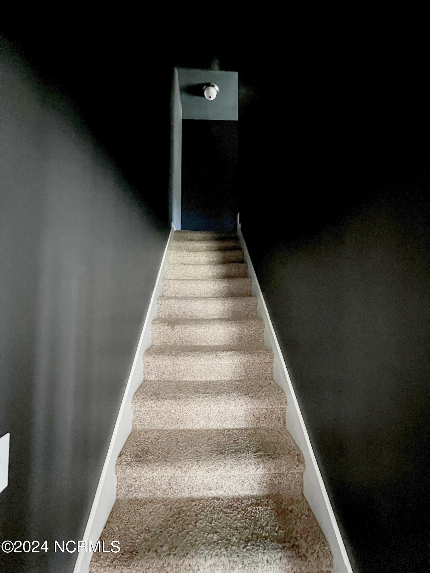 504 Southwest Ridge Drive