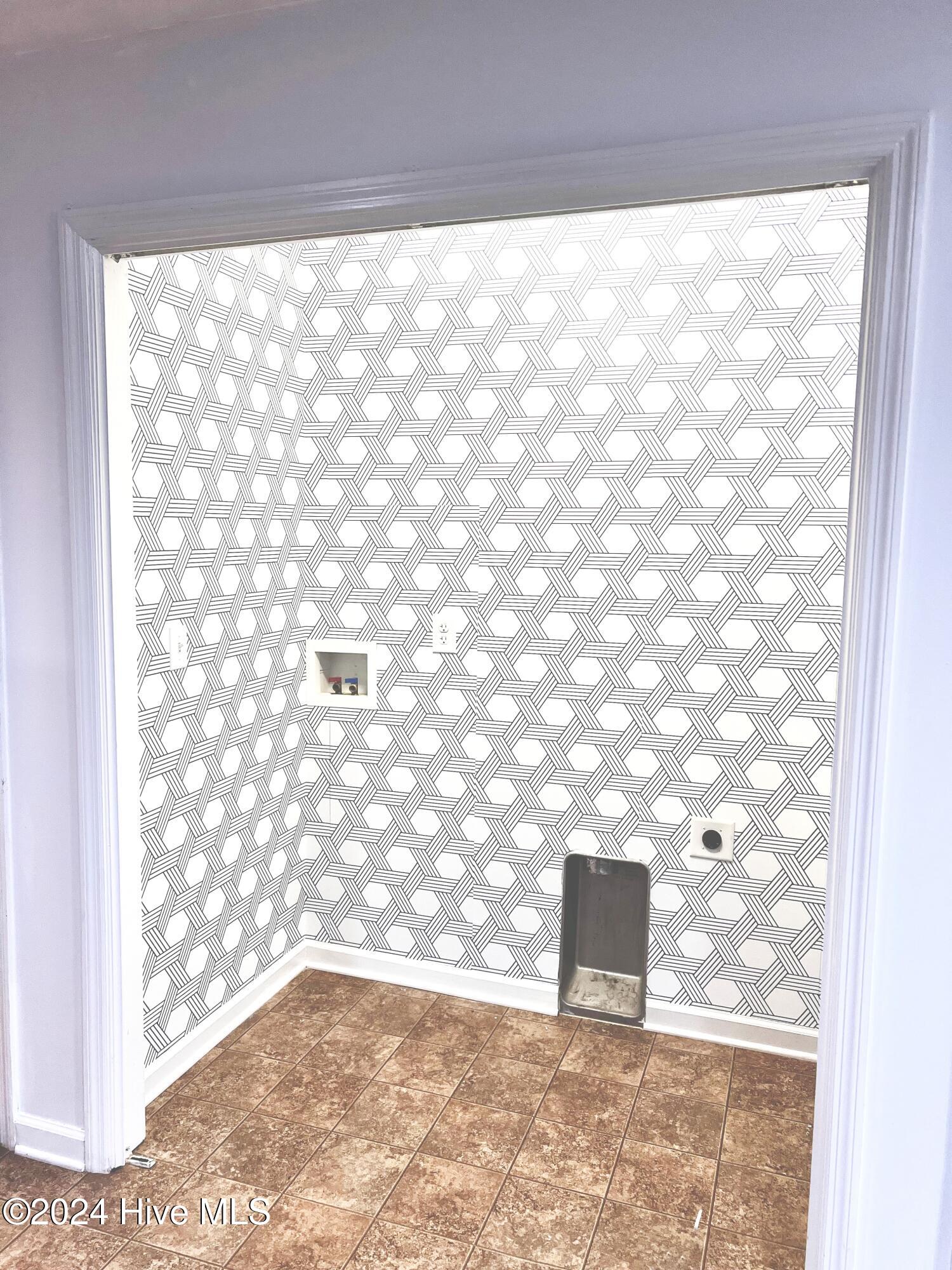 504 Southwest Ridge Drive