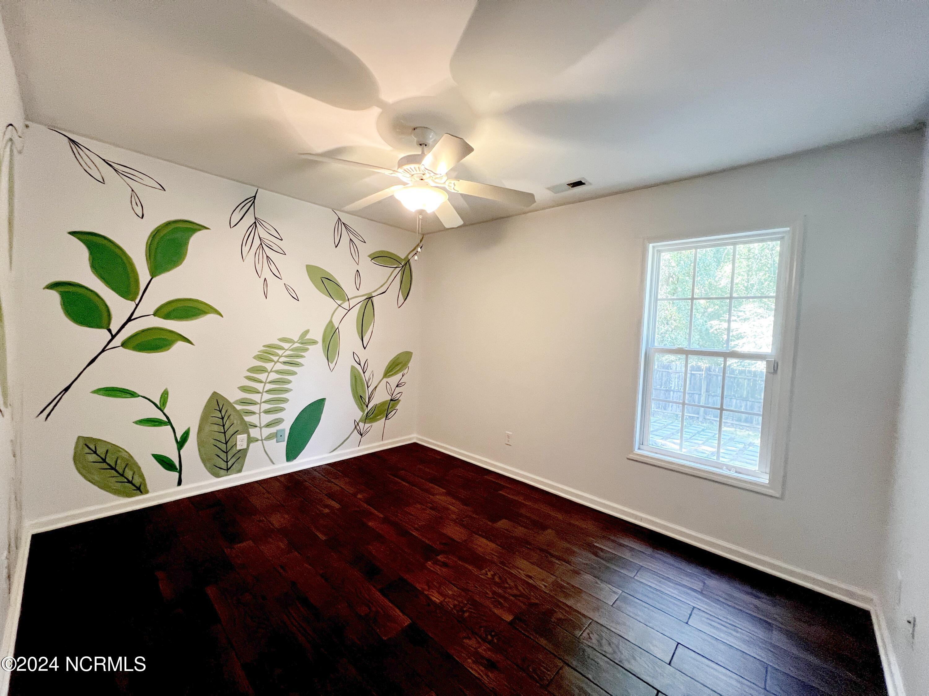 504 Southwest Ridge Drive