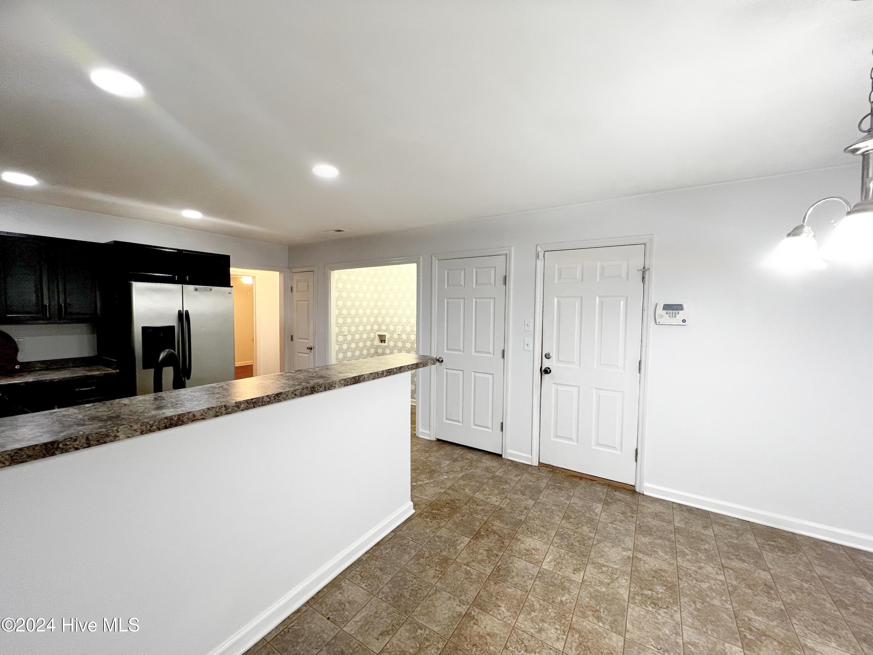 504 Southwest Ridge Drive