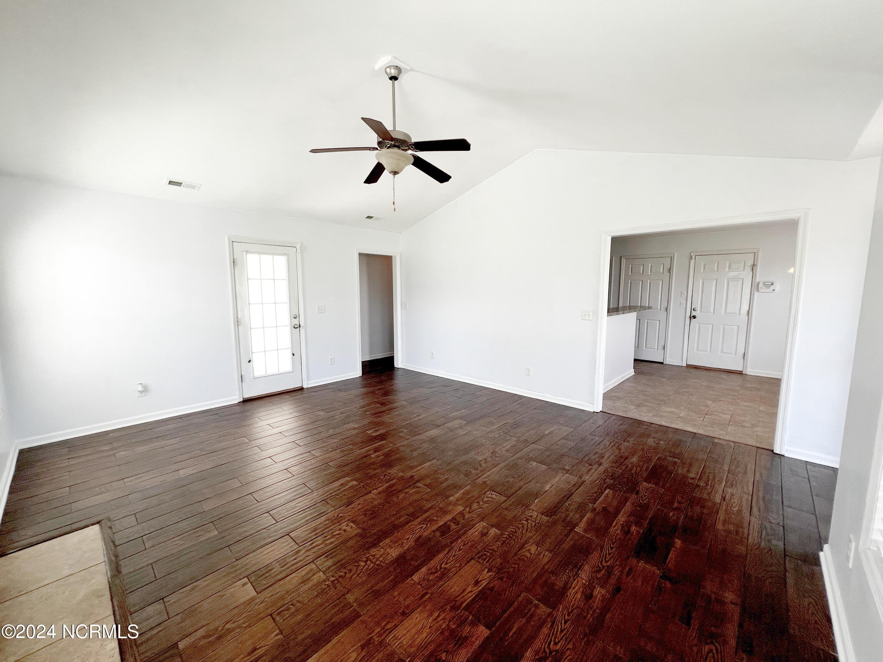 504 Southwest Ridge Drive