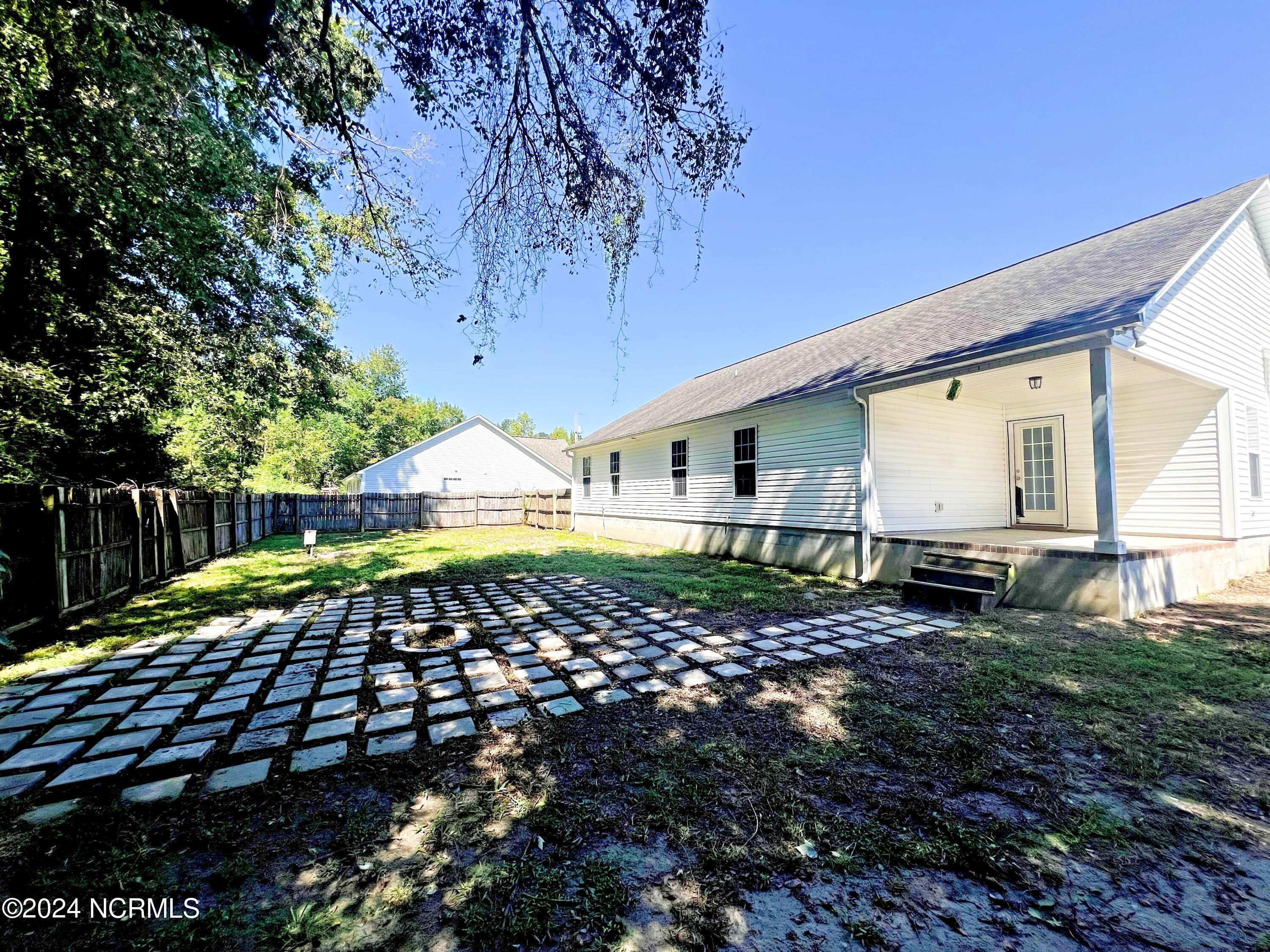 504 Southwest Ridge Drive