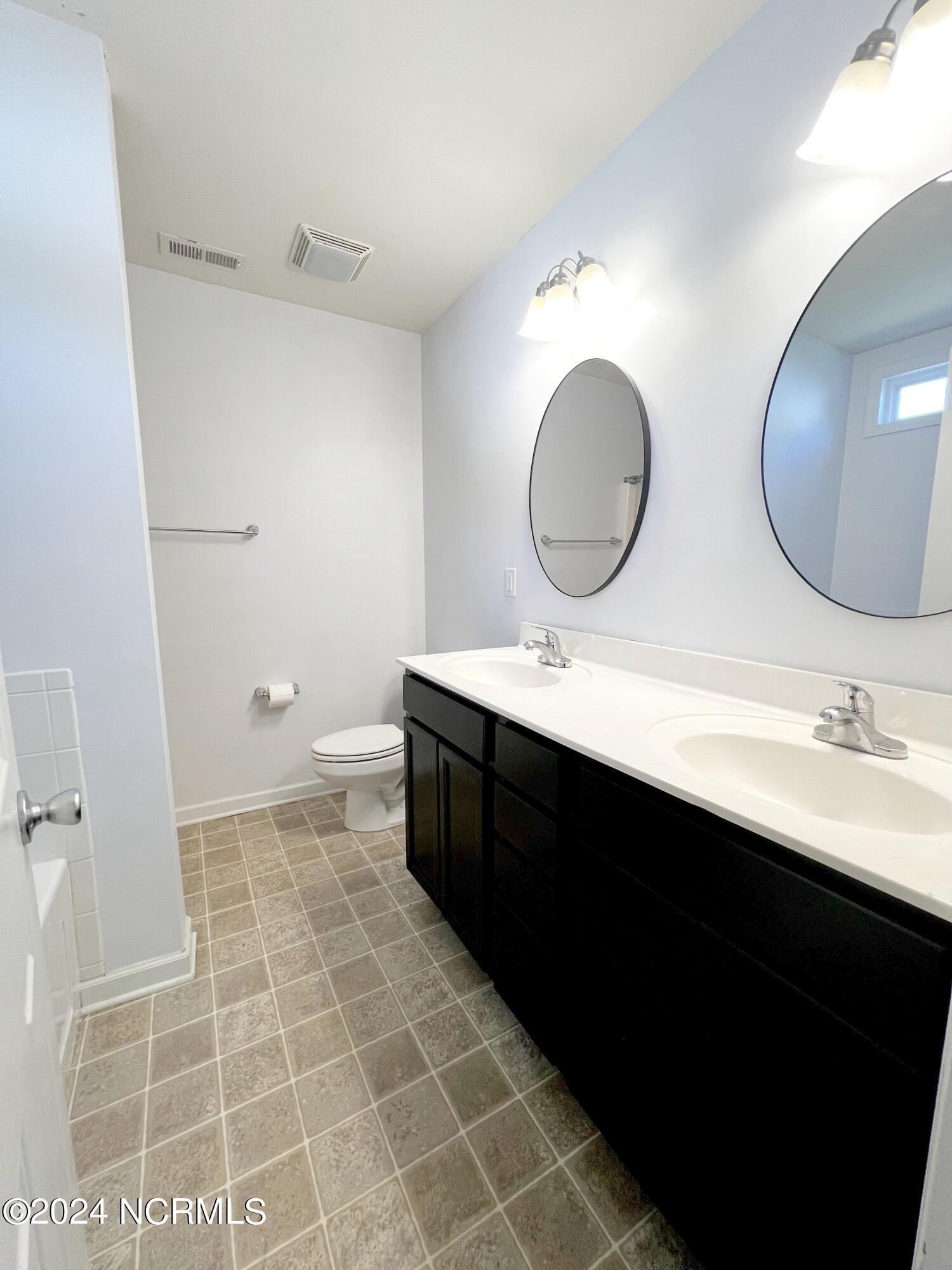 504 Southwest Ridge Drive