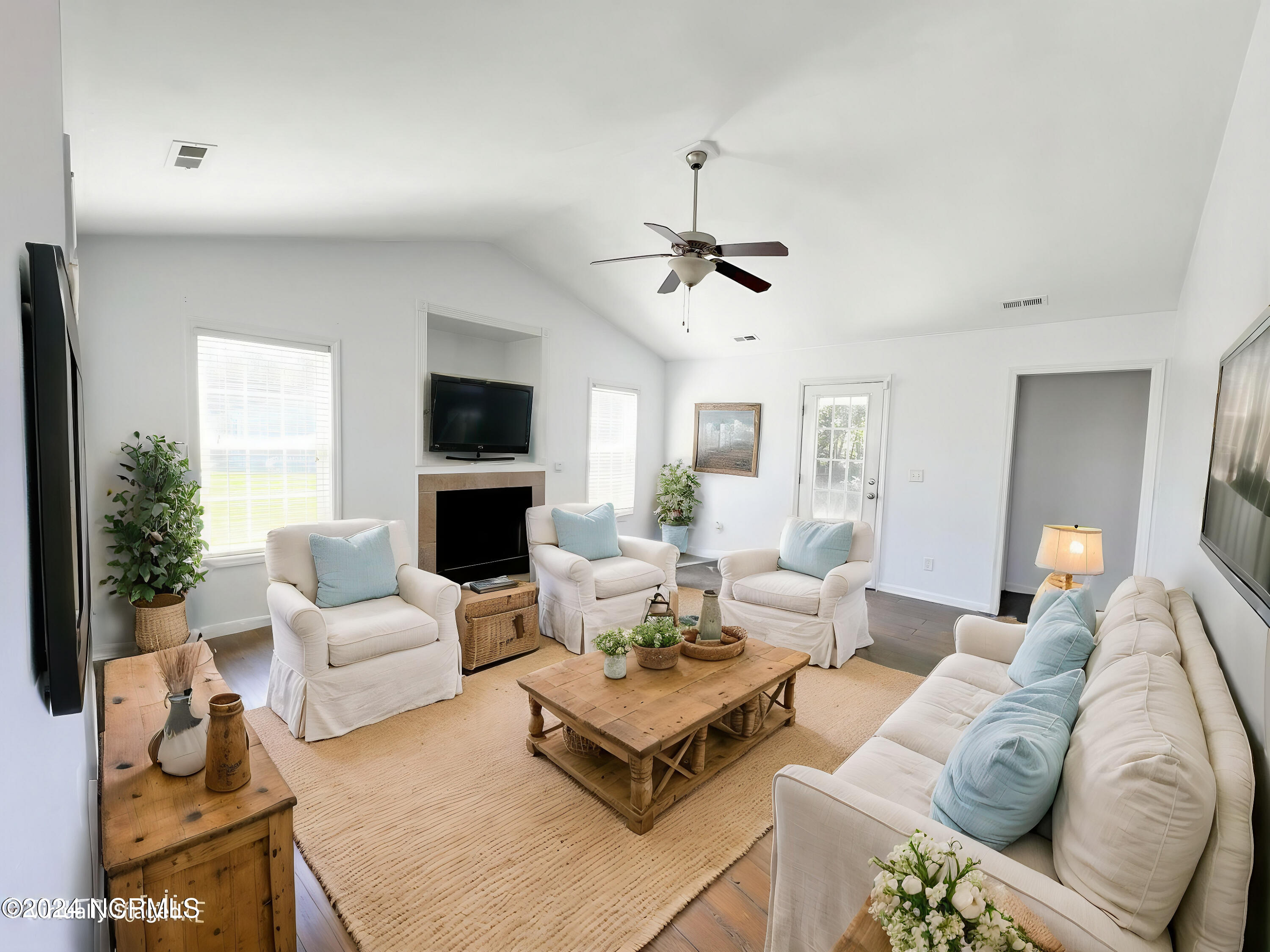 504 Southwest Ridge Drive