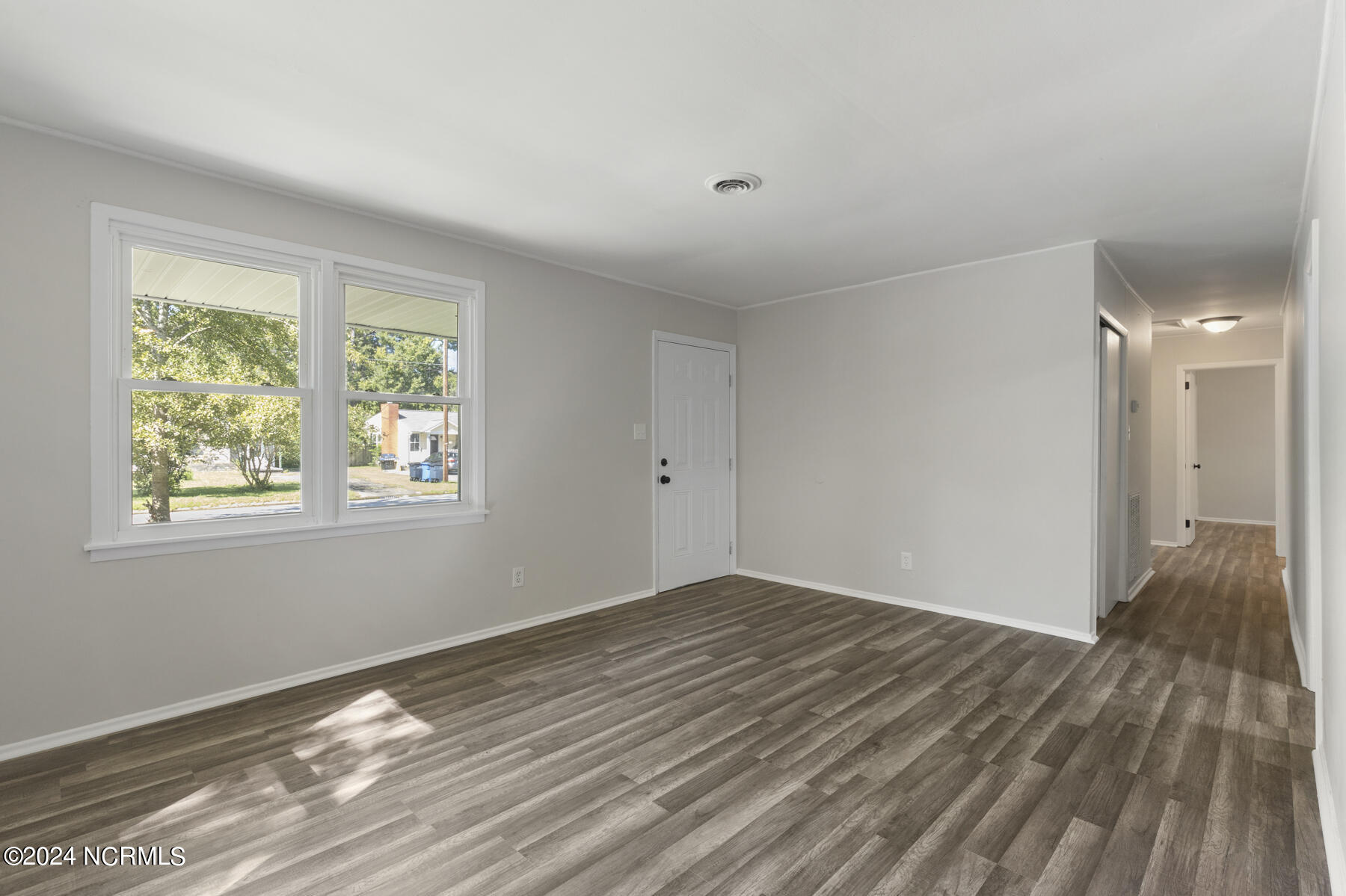 526 Oak Lane