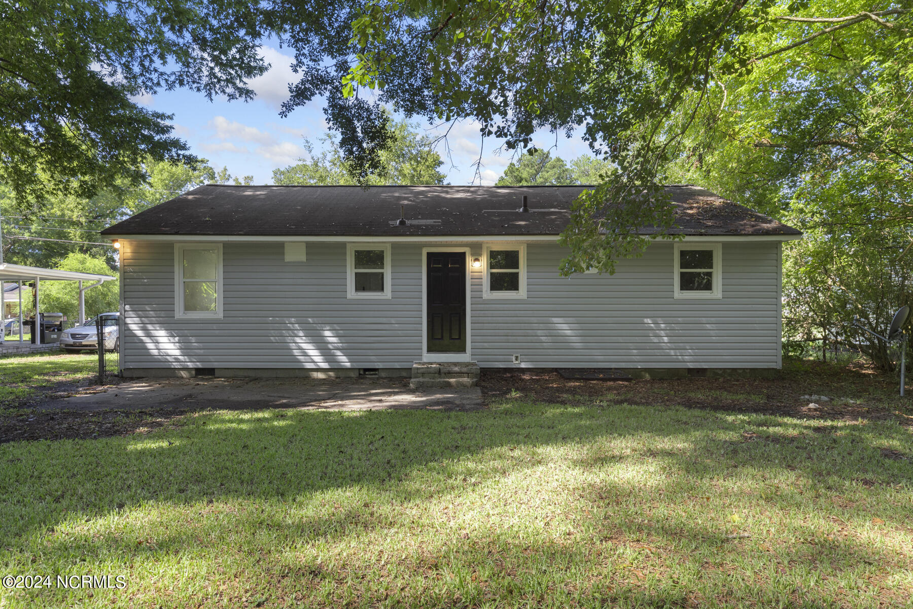 526 Oak Lane