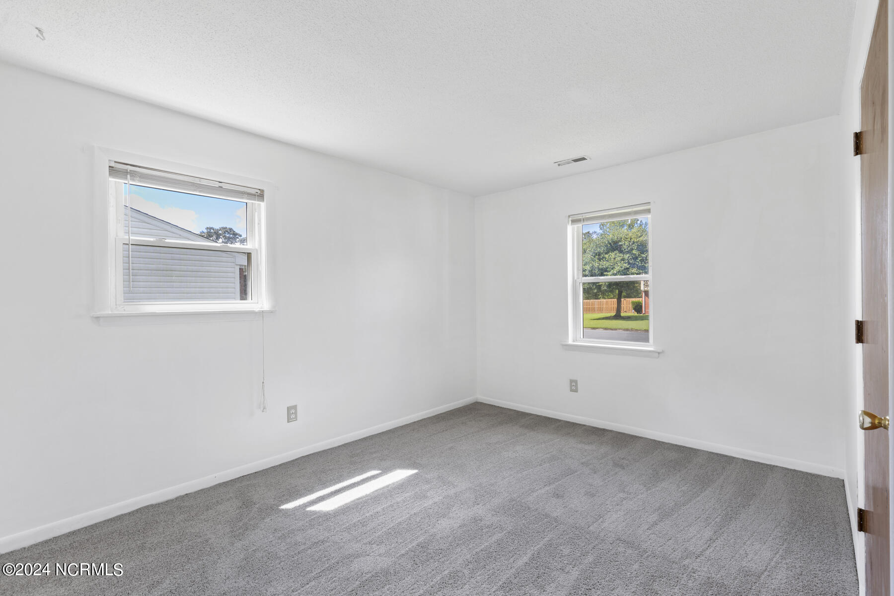 147 White Oak Boulevard