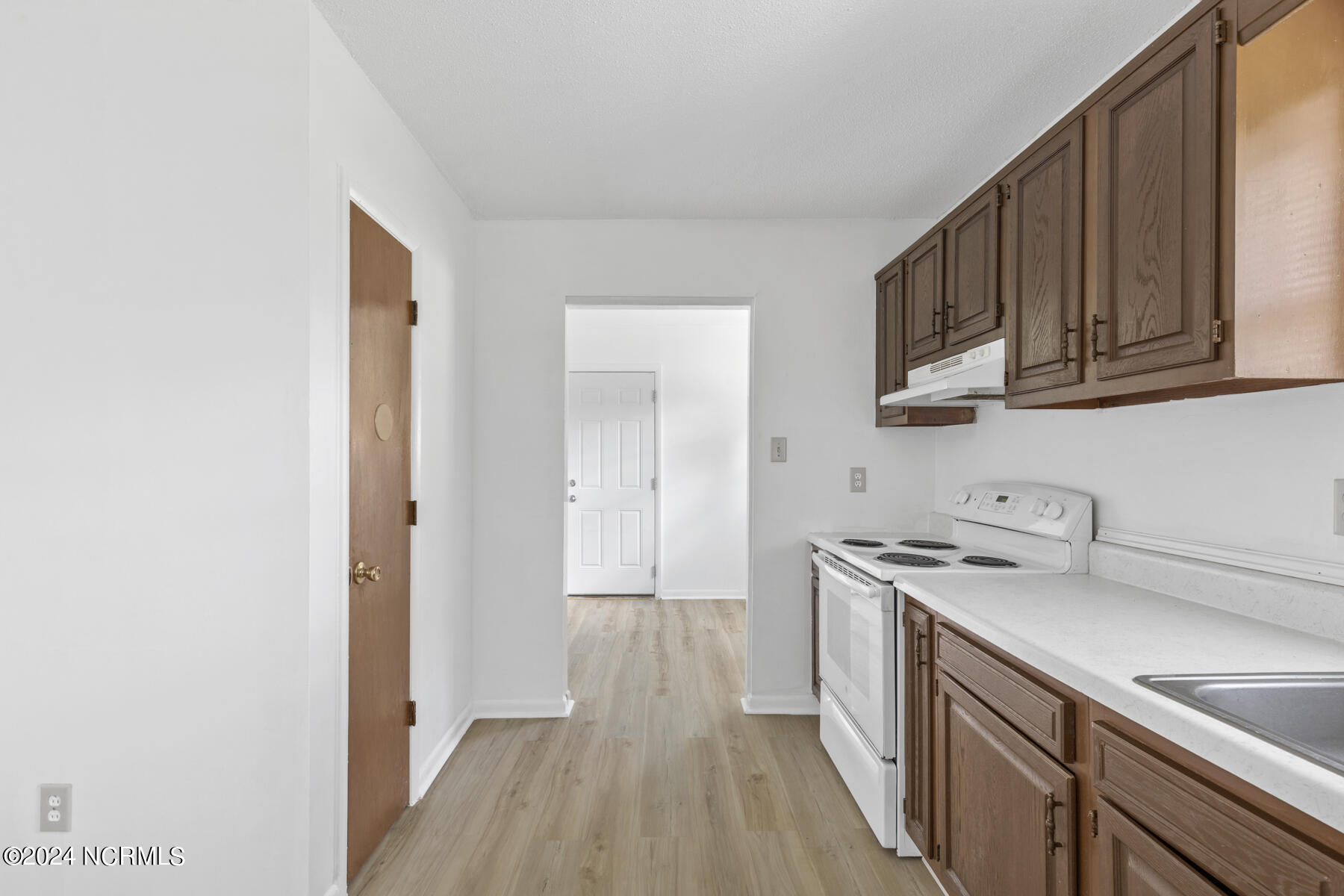 147 White Oak Boulevard