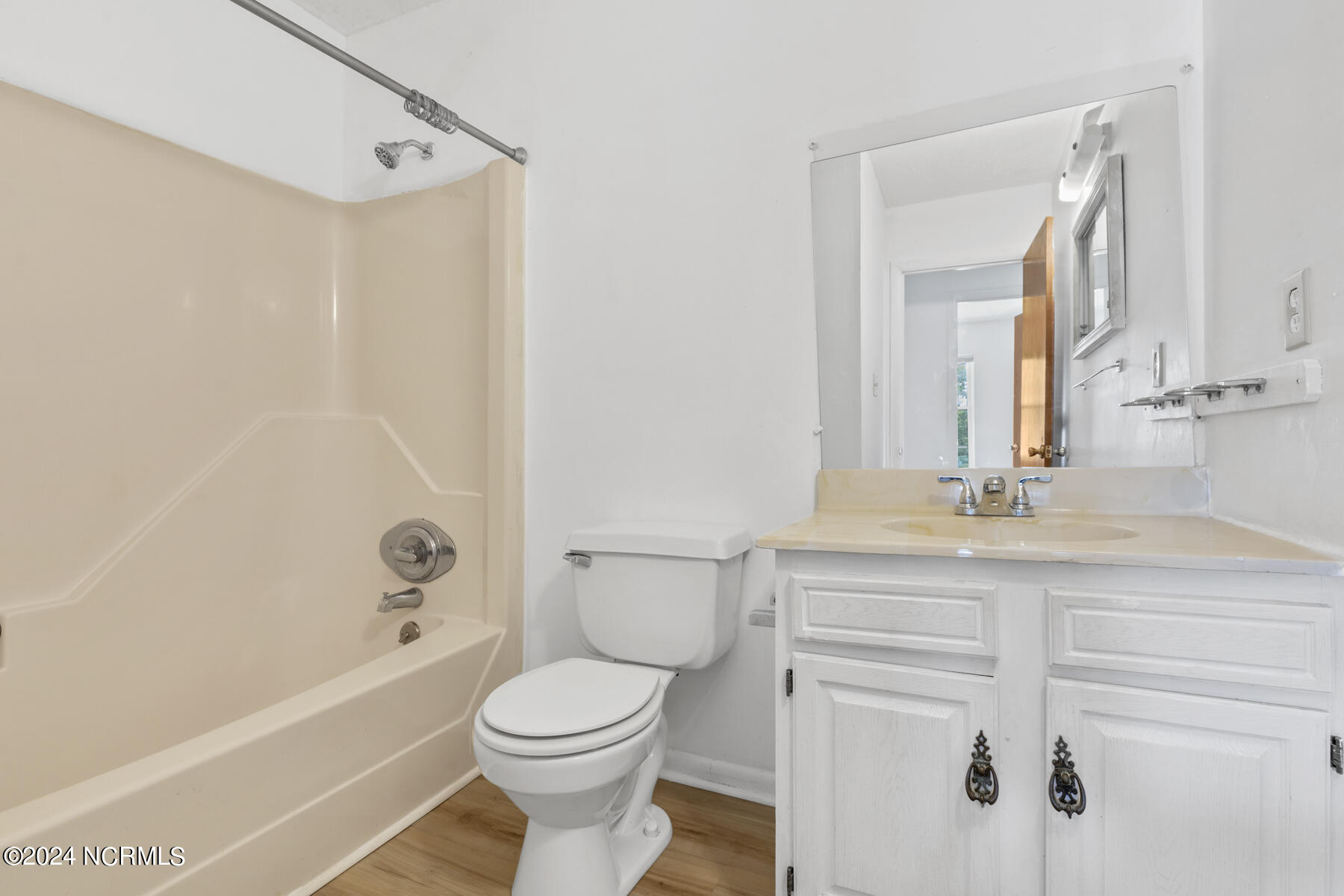 147 White Oak Boulevard