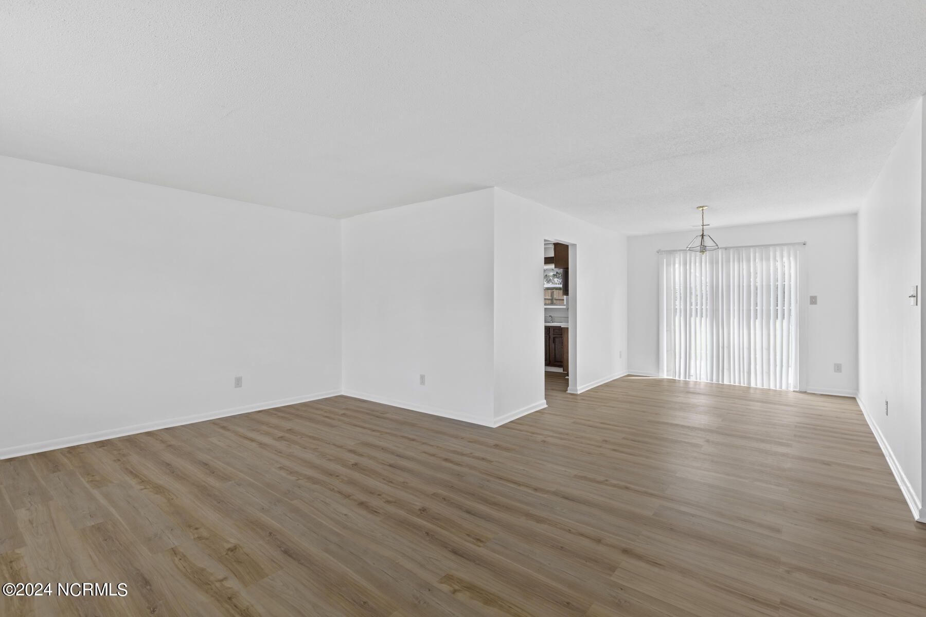 147 White Oak Boulevard