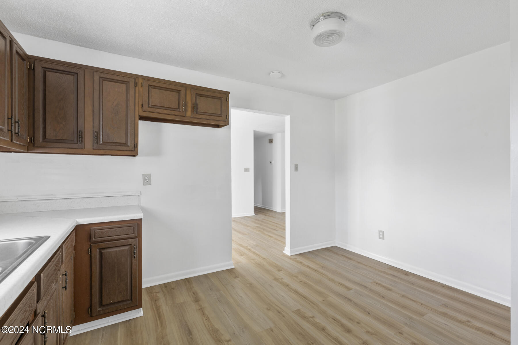 147 White Oak Boulevard