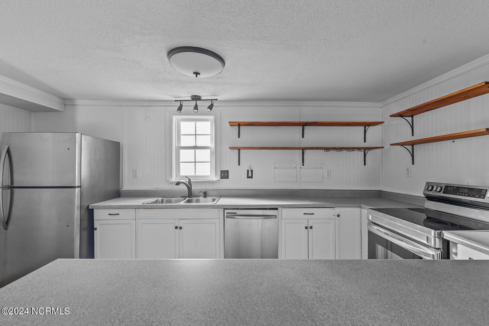 6 Westminister Drive