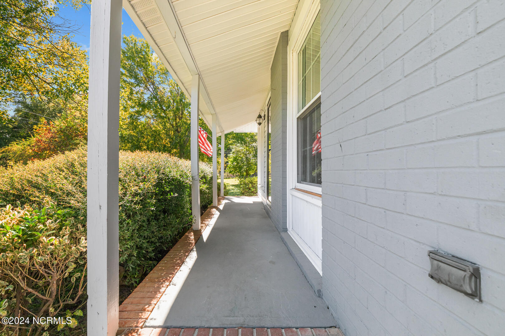 3 Batchelors Trail