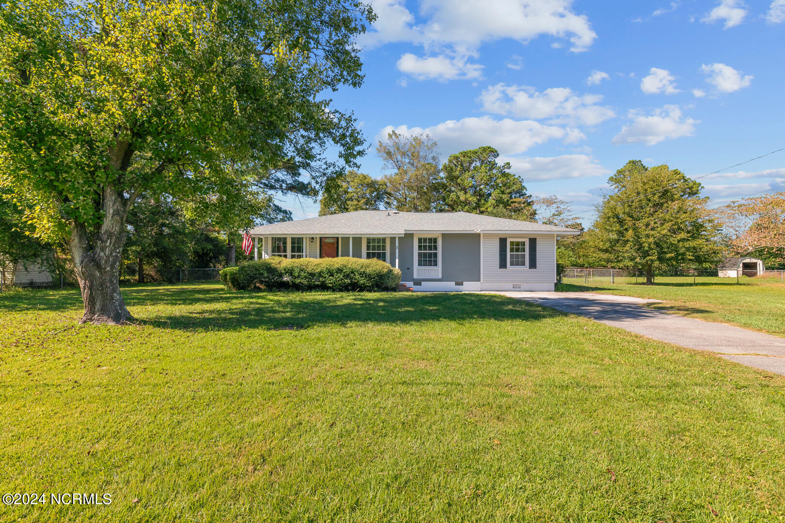 3 Batchelors Trail