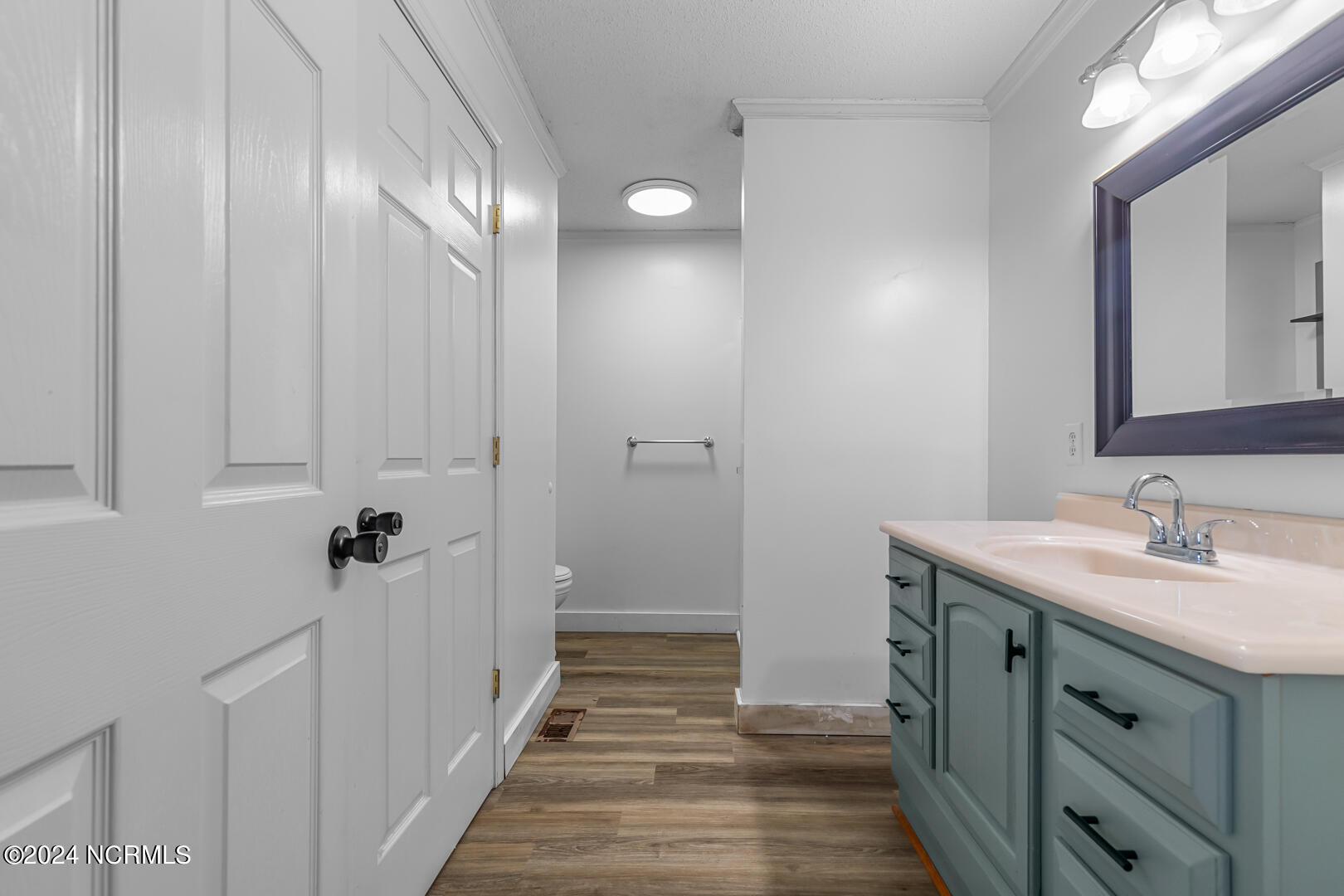 3 Batchelors Trail