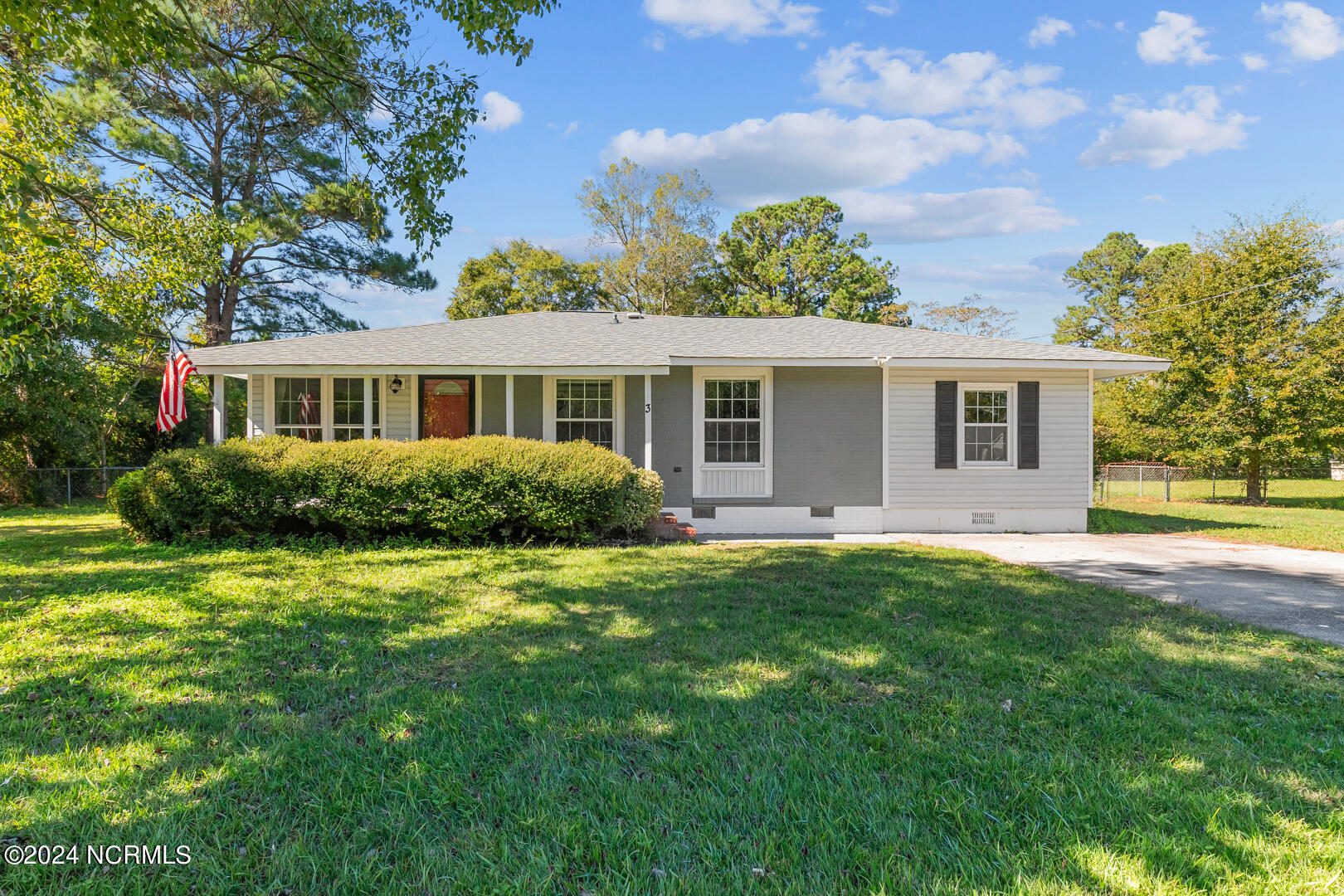 3 Batchelors Trail