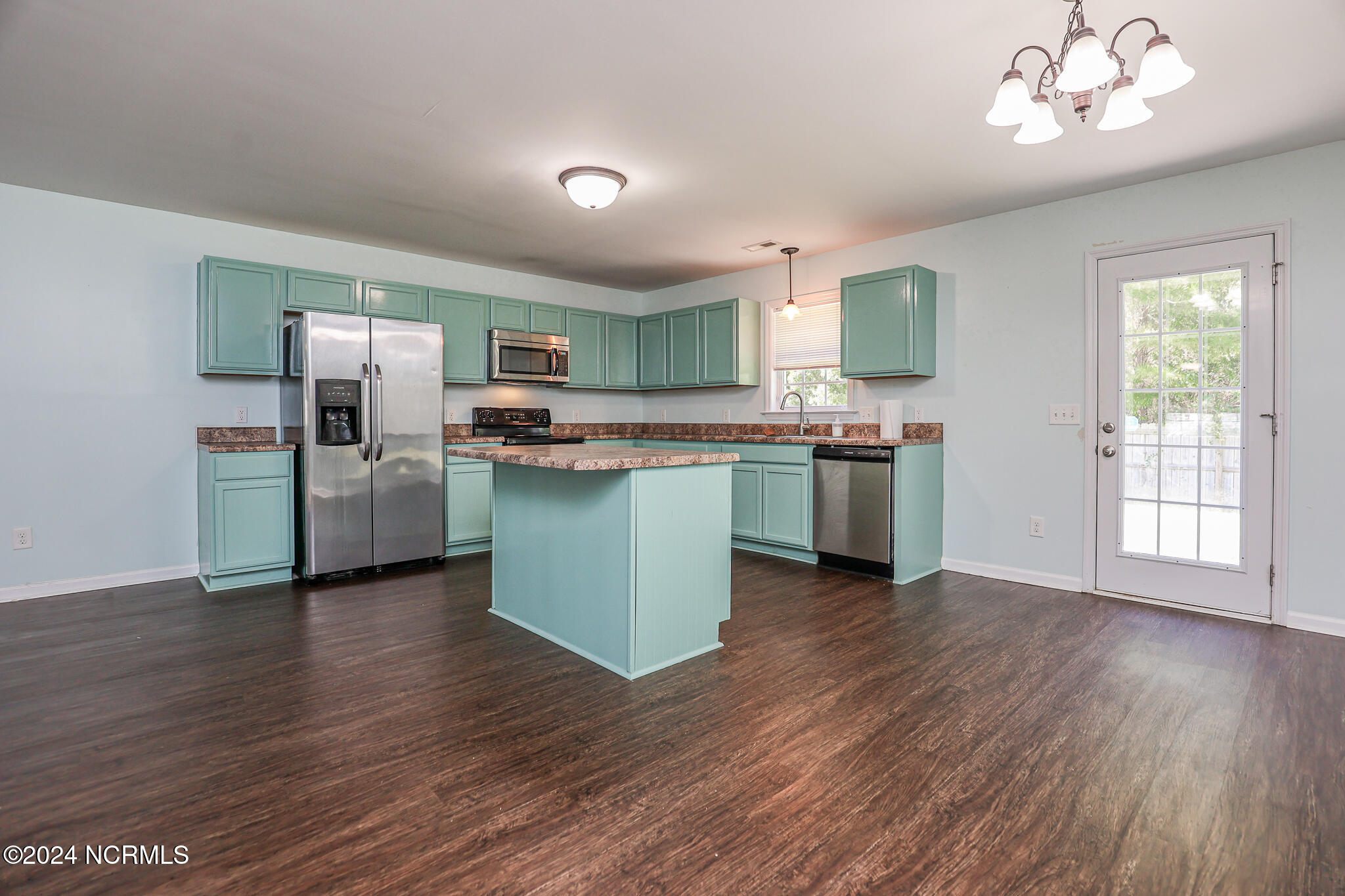 205 Ivy Glen Lane