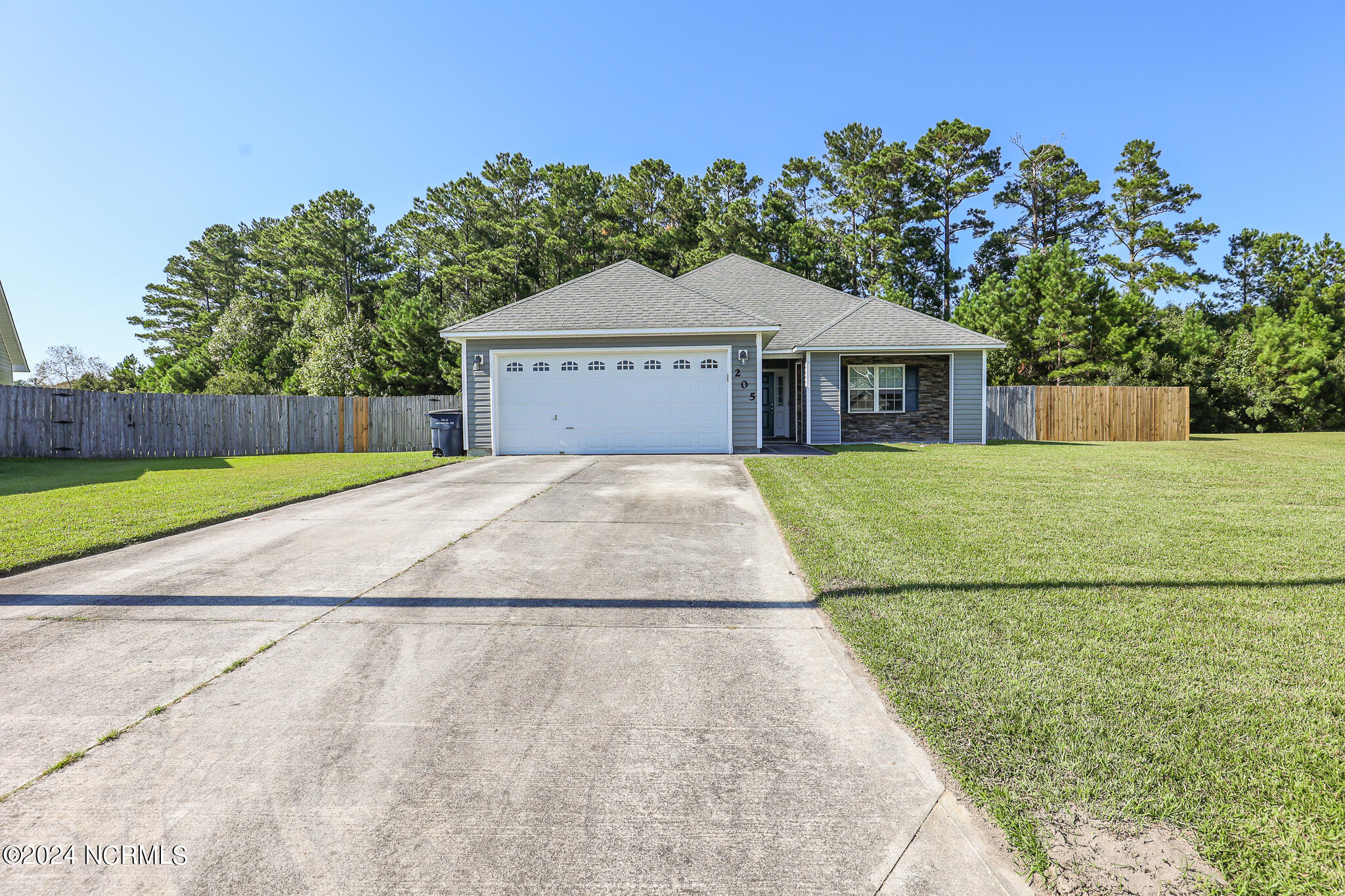 205 Ivy Glen Lane