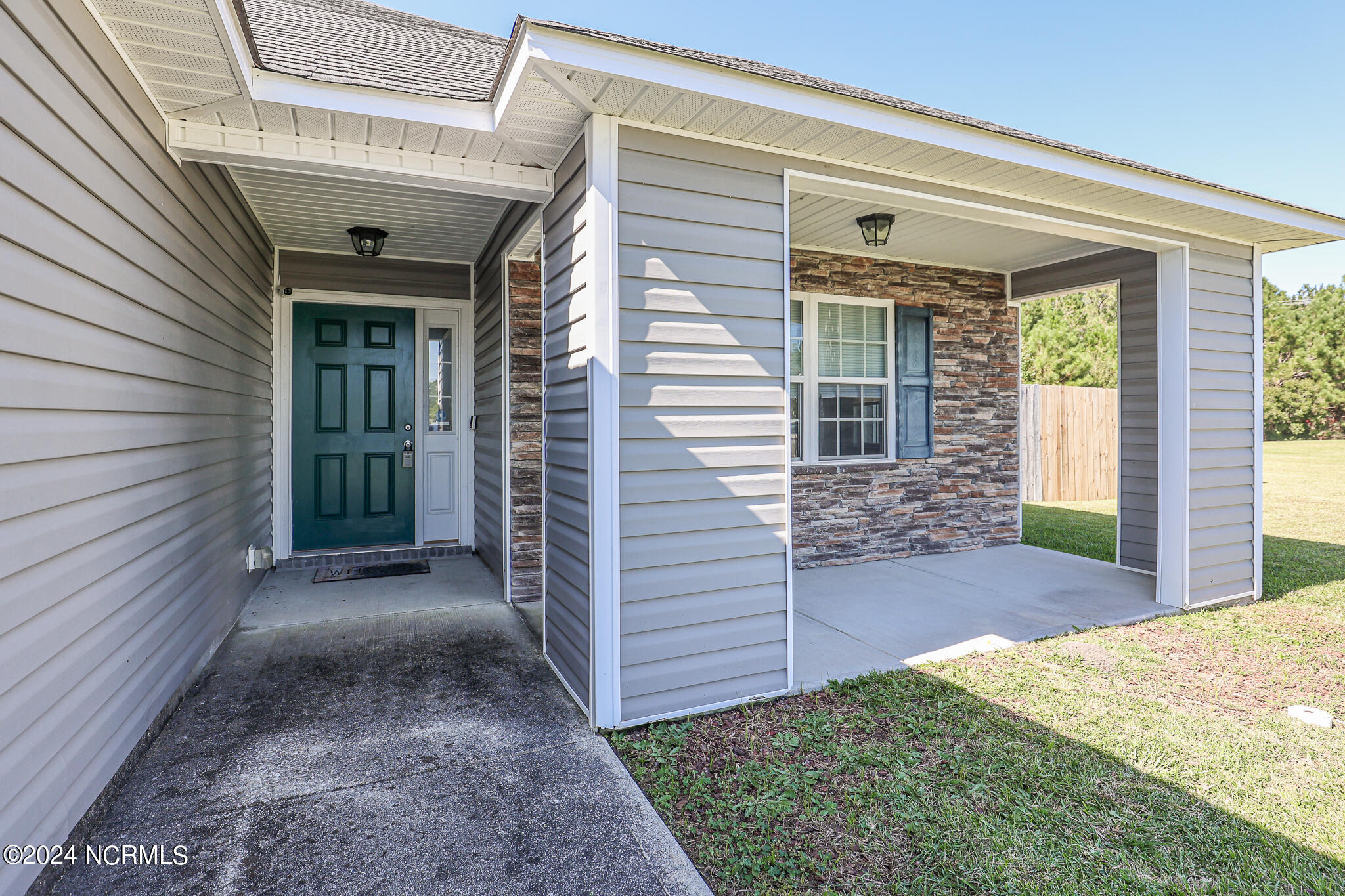 205 Ivy Glen Lane