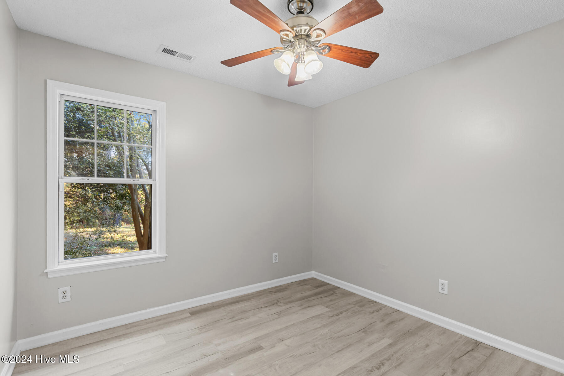 105 Yellowwood Drive