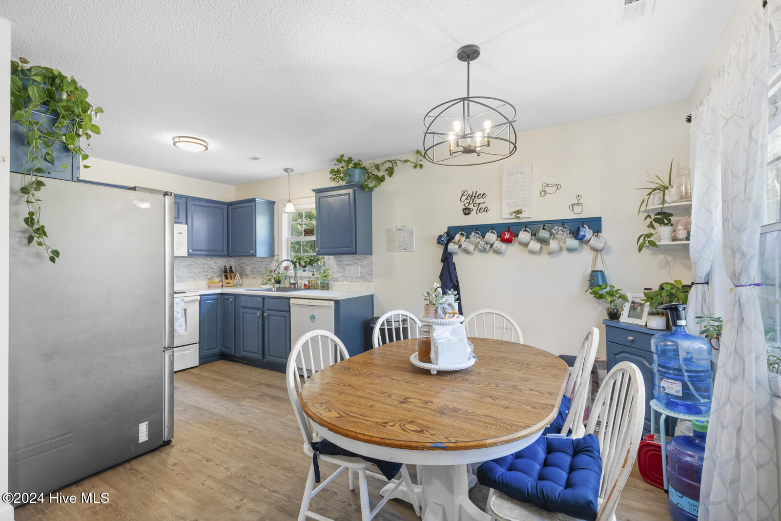 401 Forest Grove Avenue