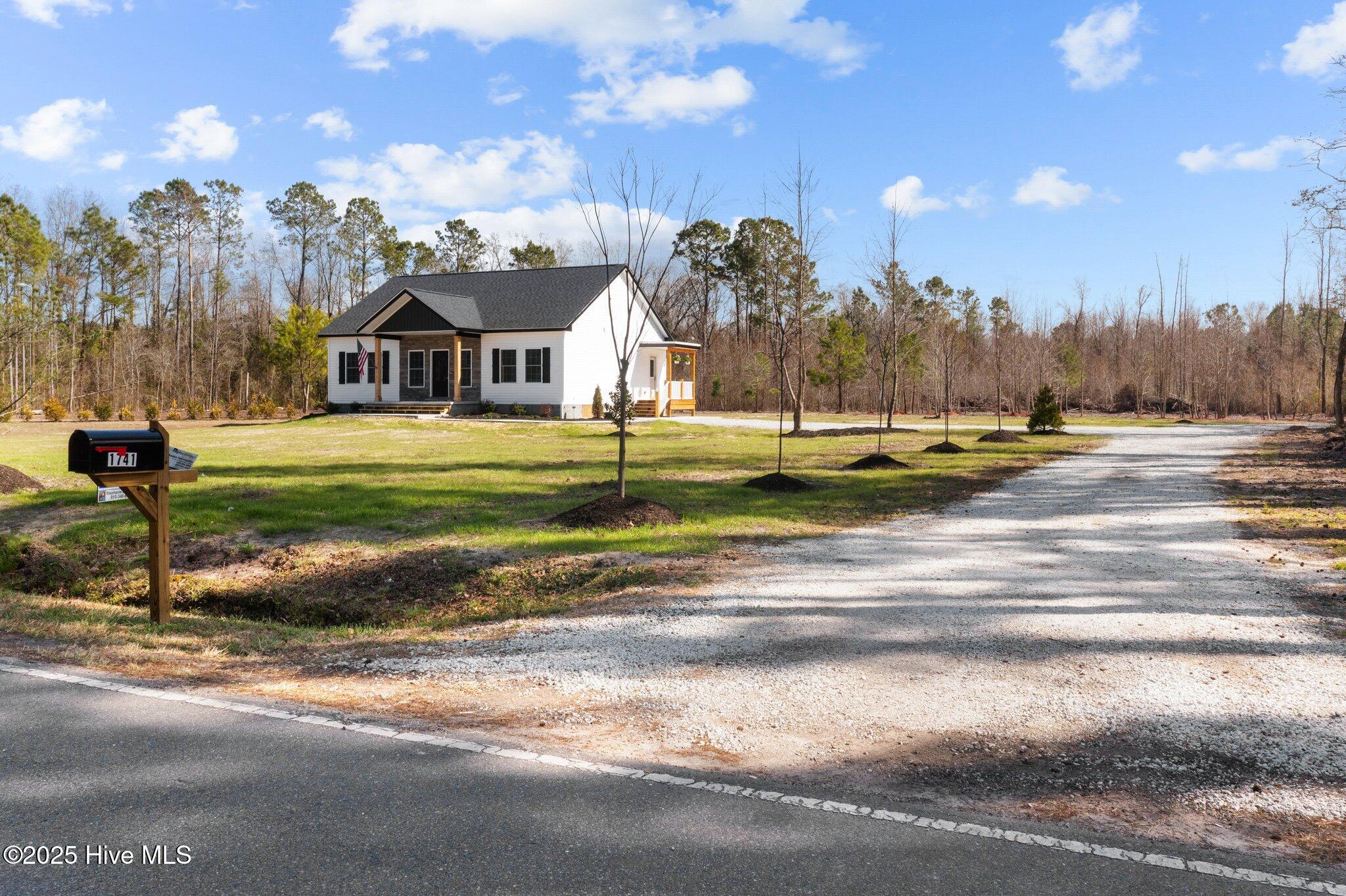 1741 Old Chinquapin Road